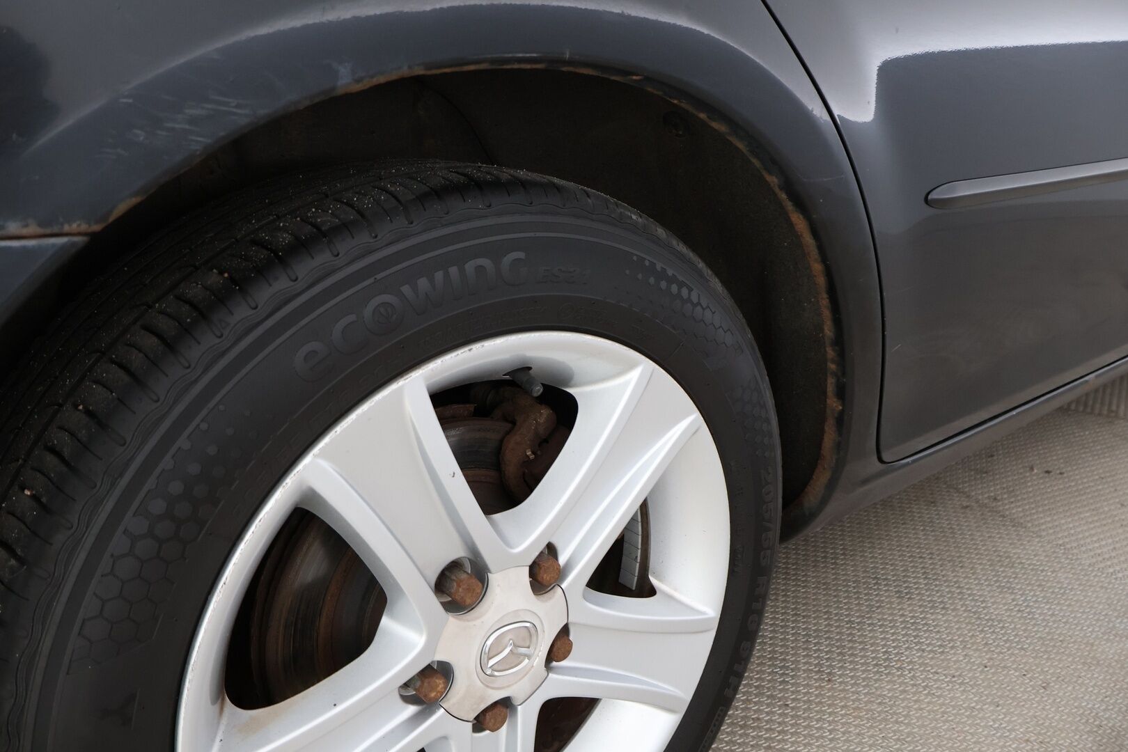 Mazda 6 2006 MYYDÄÄN HUUTOKAUPAT.COM!