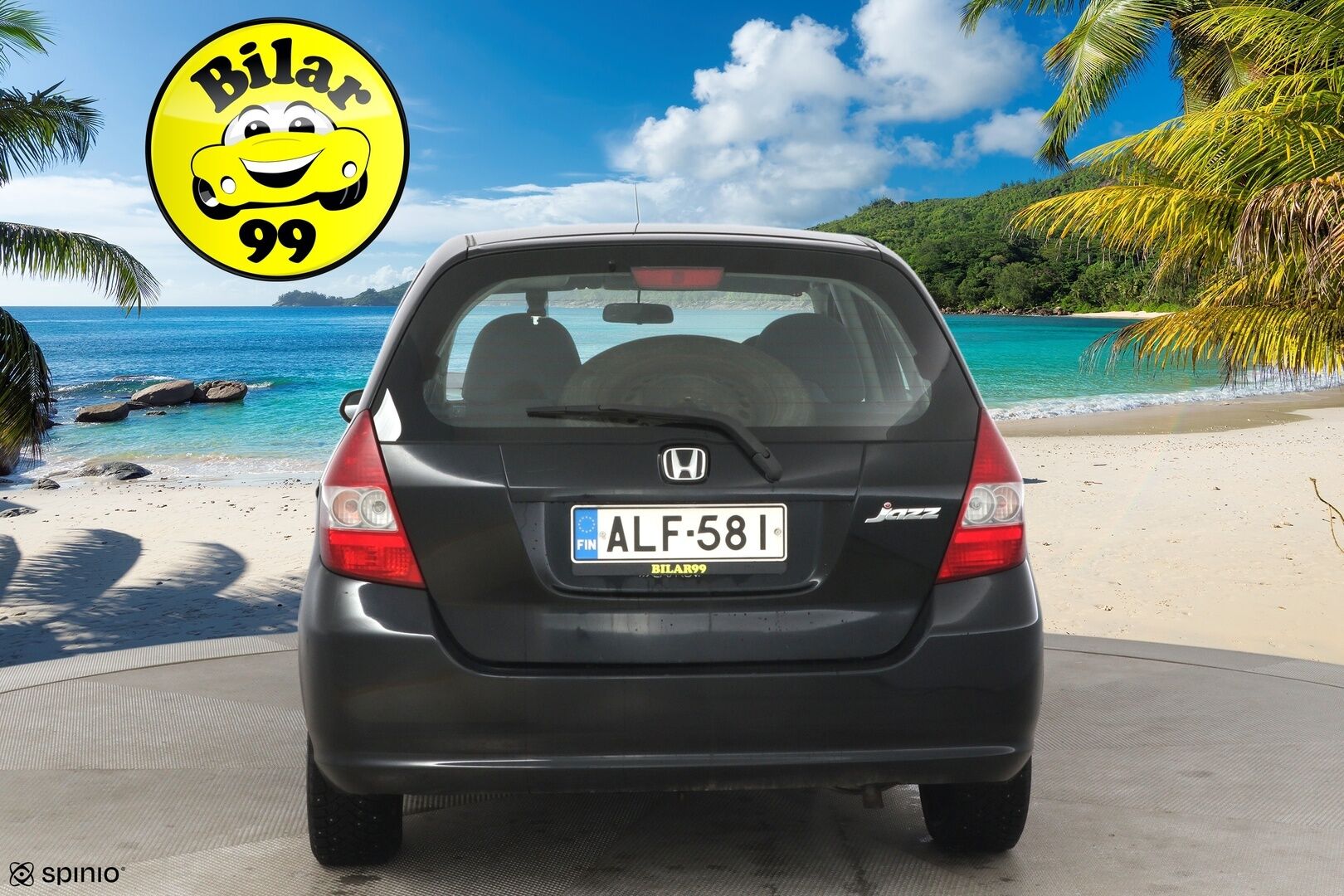 Honda Jazz 2004 1,4i LS * Tämä auto myydään YritysOutlet -valikoimasta vain yritykselle * - *Bluetooth / Jälkiasennettu 2-Din mankka / Suomiauto / Huoltokirja*