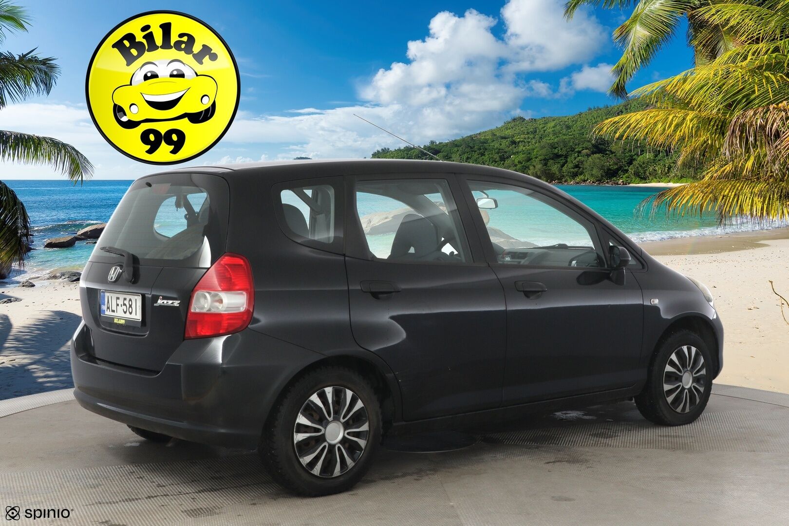 Honda Jazz 2004 1,4i LS * Tämä auto myydään YritysOutlet -valikoimasta vain yritykselle * - *Bluetooth / Jälkiasennettu 2-Din mankka / Suomiauto / Huoltokirja*