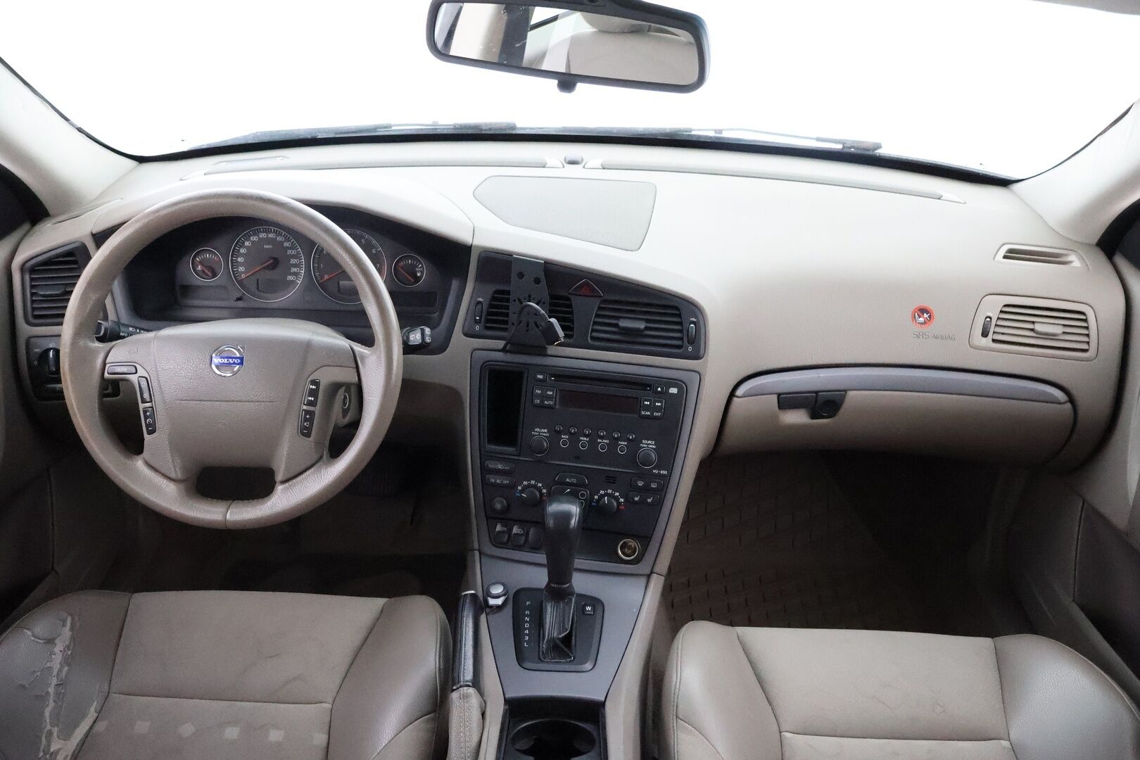 Volvo V70 2005 2,4 170 hv kinetic aut *MYYDÄÄN HUUTOKAUPAT.COM