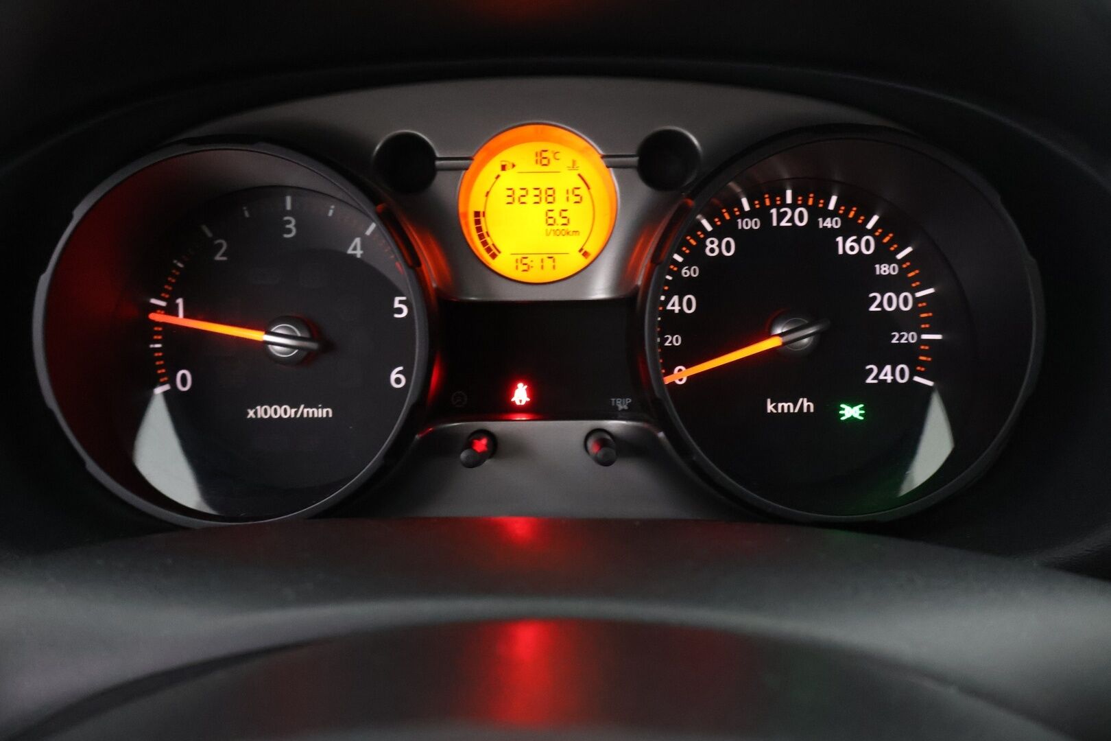 Nissan Qashqai 2009 1,5 dCi Visia 6MT 4x2 *Myydään huutokaupat.com / Koukku / Juuri katsastettu!*