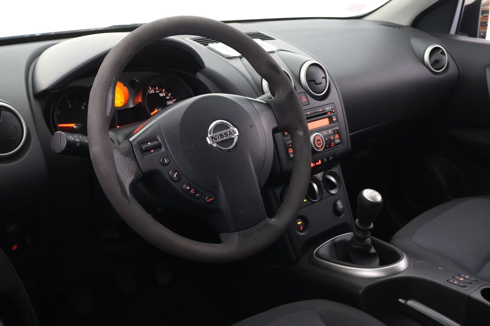 Nissan Qashqai 2009 1,5 dCi Visia 6MT 4x2 *Myydään huutokaupat.com / Koukku / Juuri katsastettu!*