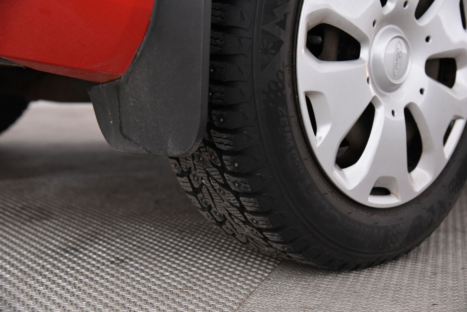 Ford Fiesta 2010 1,25 60 hv Trend M5 5-ovinen / YritysOutlet - Myydään vain yrityksille - Suomi auto / Hyvät huollot / Katsastettu 21.10.2025