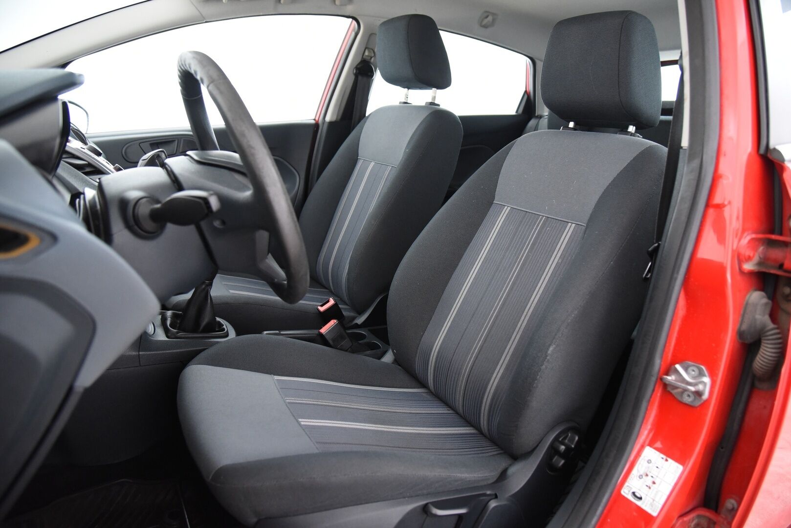 Ford Fiesta 2010 1,25 60 hv Trend M5 5-ovinen / YritysOutlet - Myydään vain yrityksille - Suomi auto / Hyvät huollot / Katsastettu 21.10.2025