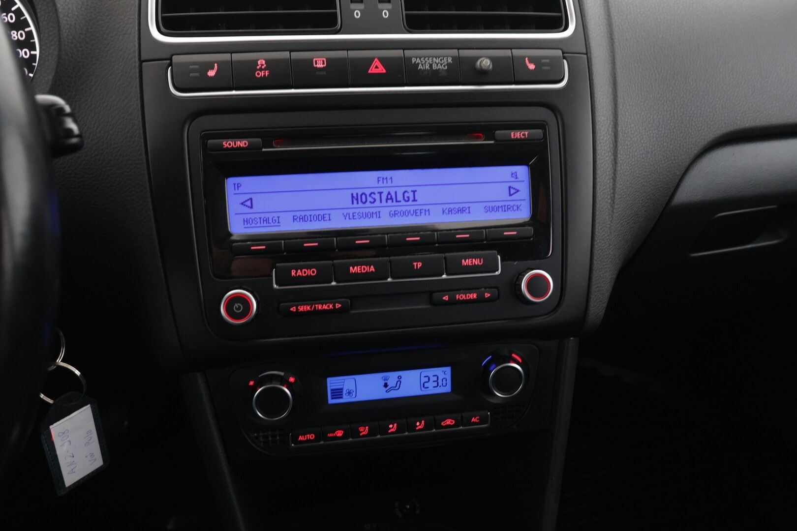 Volkswagen Polo 2010 Comfortline 1,6 TDI 66 kW (90 hv) DSG-automaatti 4-ovinen - YritysOutlet - Myydään vain yrityksille