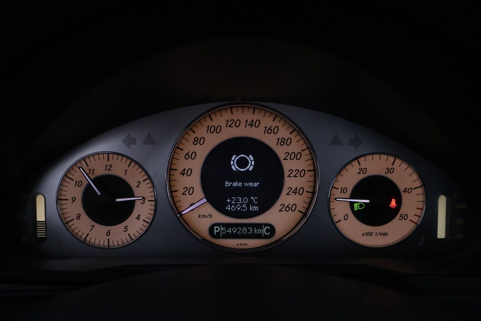 Mercedes-Benz E 2007 E 320 CDI Farmari (AC) 5ov 2987cm3 A *MYYDÄÄN HUUTOKAUPAT.COM*