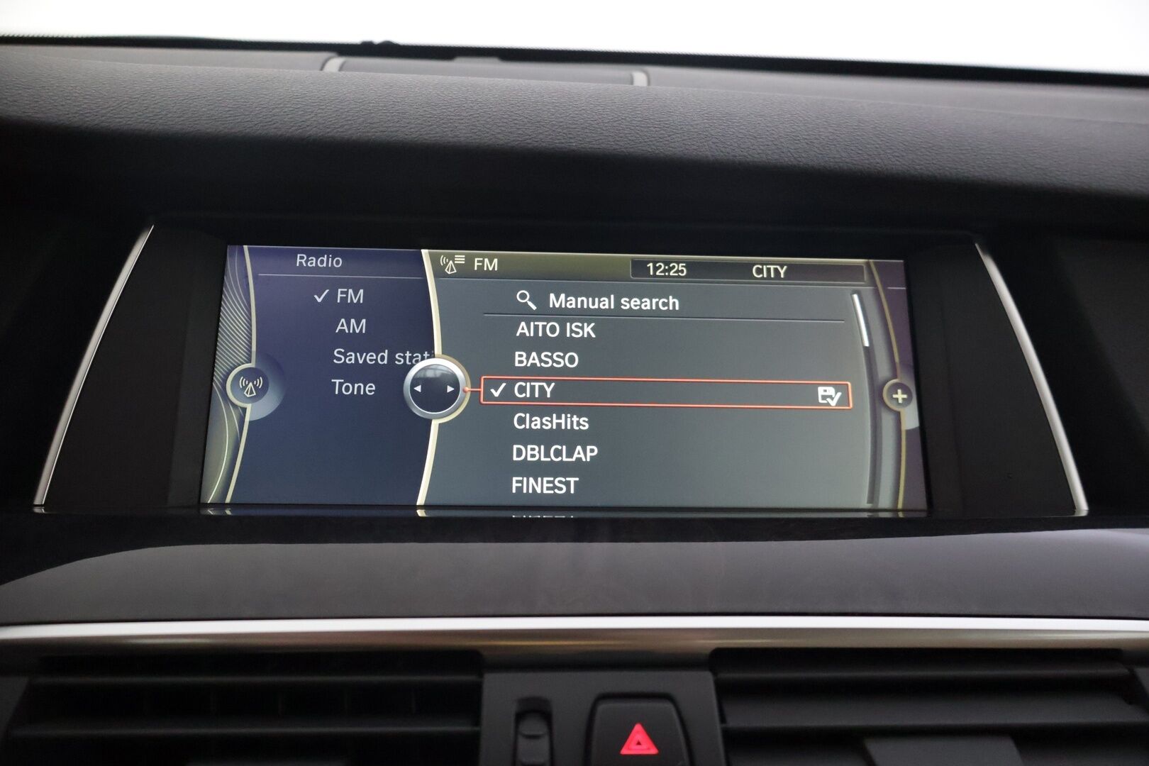 BMW 530 Gran Turismo 2011 F07 3.0 - | Suomi-auto | Hifit | Prof.Navi | Comfort-istuimet | Adapt. alusta | Vetokoukku | Tutkat | Imuovet | Nelipyöräohjaus | Lohkolämmitin | Ratinlämmitin | Sähkökontti | 