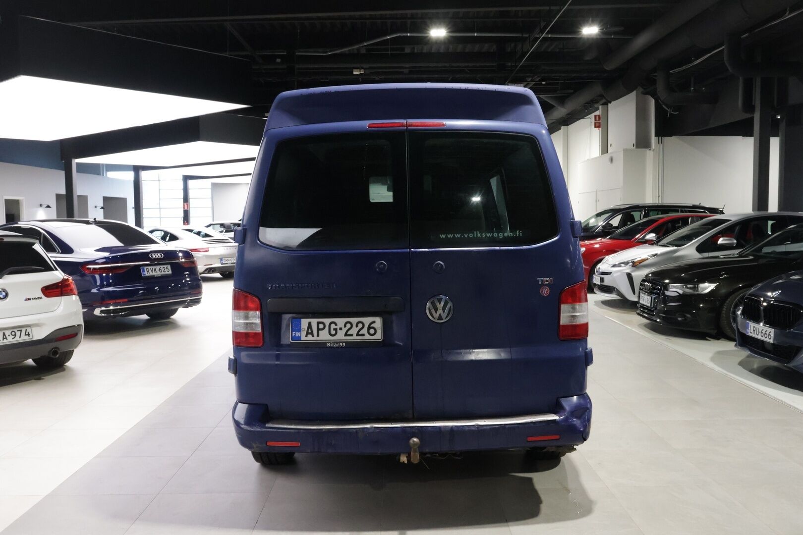 Volkswagen Transporter 2007 Kombi pa pitkä 2,5 TDI 96 kW aut, K+1 / Kohde myydään Huutokaupat.comissa! - | 2x Renkaat! | Läpijuostava! | Lohko! | Leimaa! |