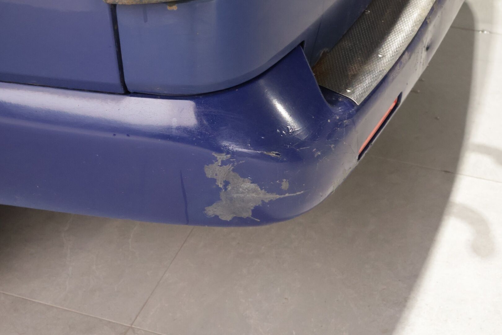 Volkswagen Transporter 2007 Kombi pa pitkä 2,5 TDI 96 kW aut, K+1 / Kohde myydään Huutokaupat.comissa! - | 2x Renkaat! | Läpijuostava! | Lohko! | Leimaa! |
