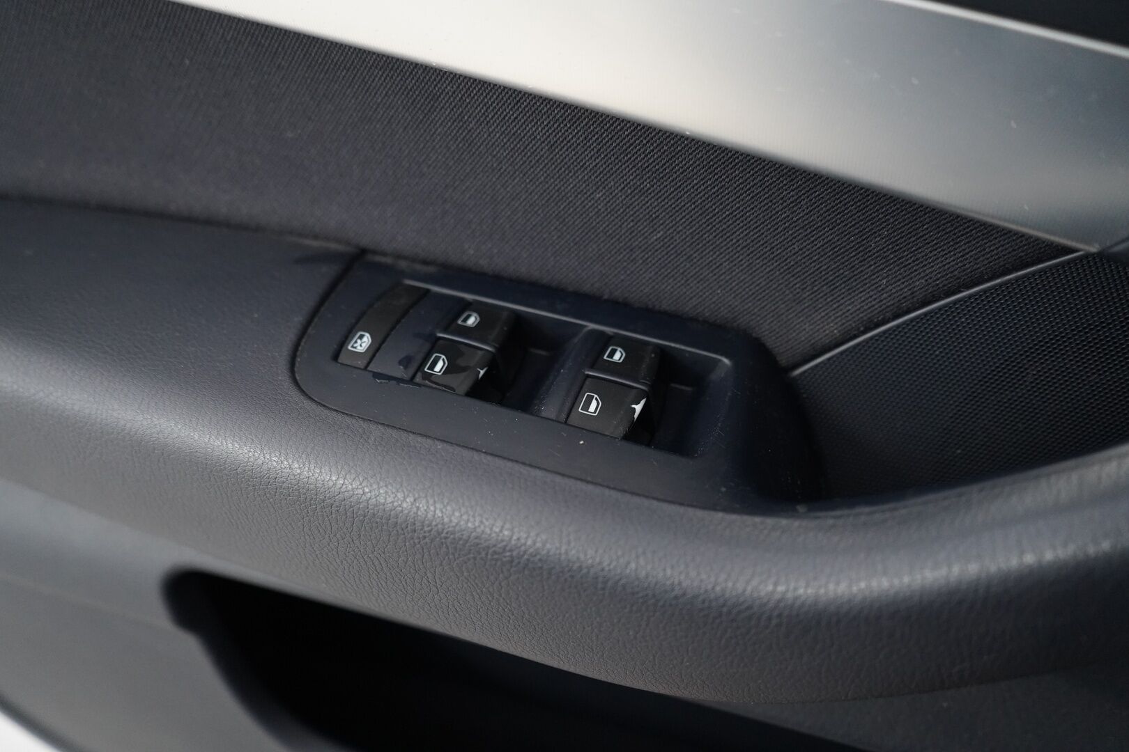 Audi A6 2007 Avant Business 2,0 Turbo FSI 125 kW * - YritysOutlet - Myydään vain yrityksille * - Suomi-auto / Kahdet renkaat / Hyvät huollot