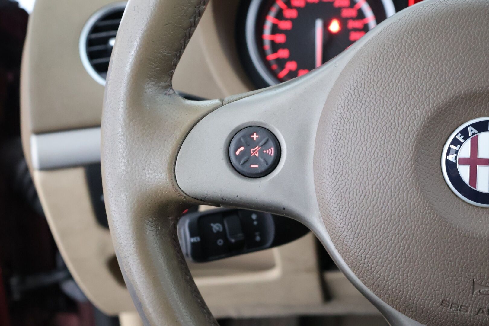 Alfa Romeo 159 2007 Sportwagon 2.4JTD Aut. - -YritysOutlet - Myydään vain yrityksille