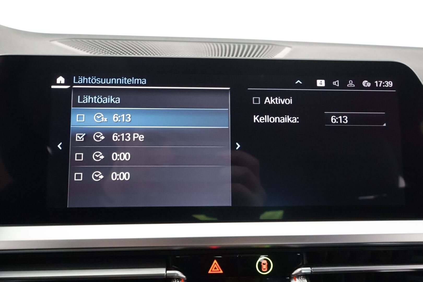 BMW 330 2021 G20 Sedan 330e A Charged Edition M Sport * Hifi / Koukku / Vakkari / P.tutkat / Sporttipenkit / Adaptiivinen alusta * - 1.Om Suomi-auto / Kahdet renkaat aluvanteilla / Hyvät varusteet