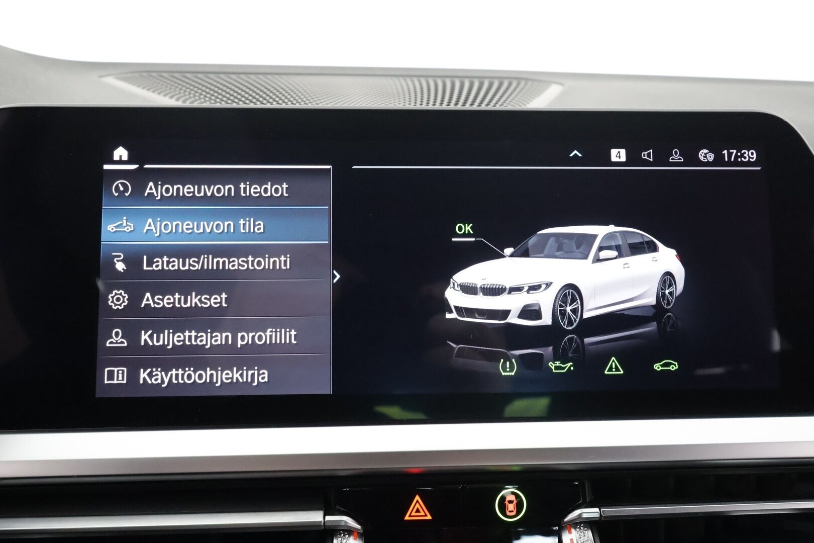 BMW 330 2021 G20 Sedan 330e A Charged Edition M Sport * Hifi / Koukku / Vakkari / P.tutkat / Sporttipenkit / Adaptiivinen alusta * - 1.Om Suomi-auto / Kahdet renkaat aluvanteilla / Hyvät varusteet