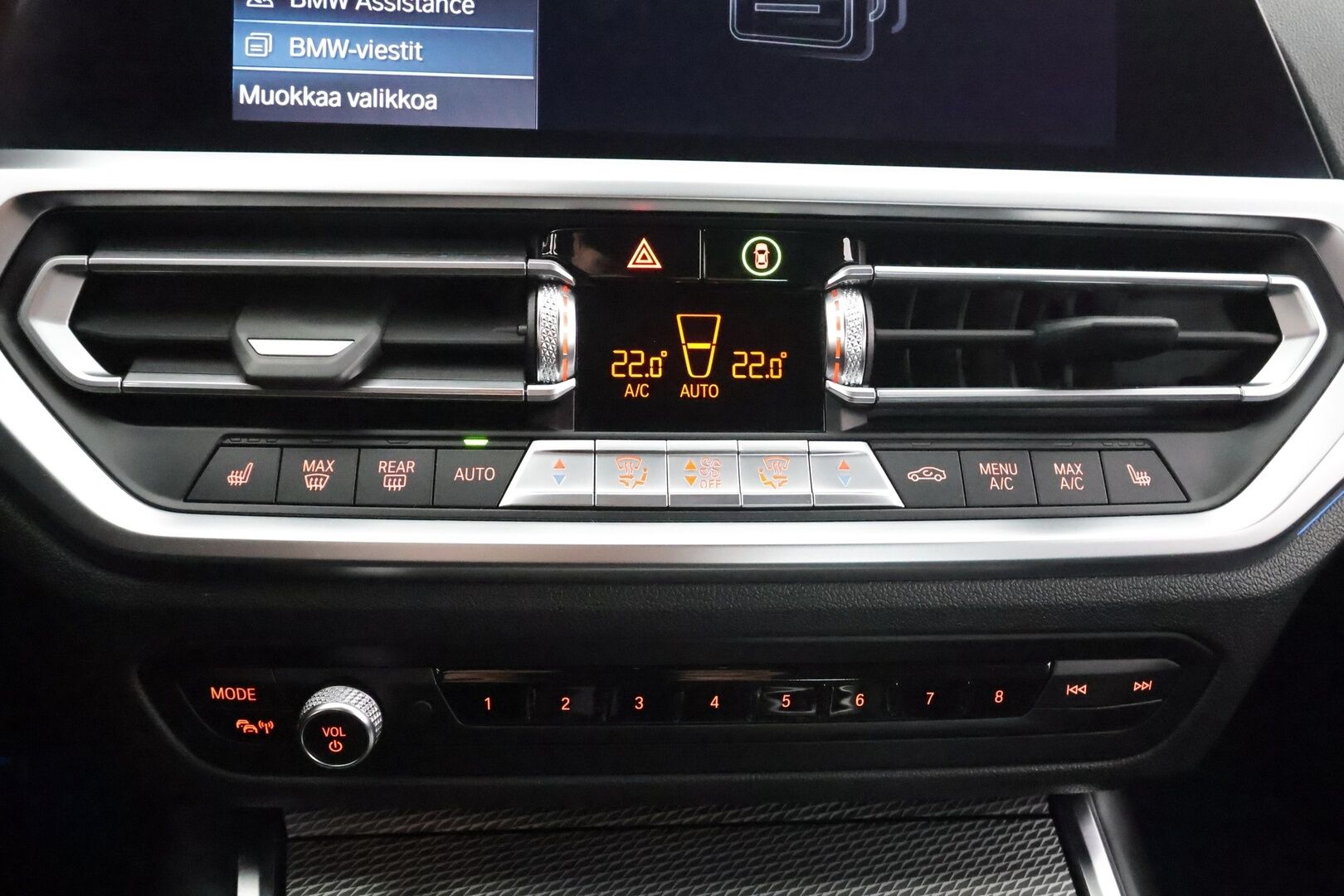 BMW 330 2021 G20 Sedan 330e A Charged Edition M Sport * Hifi / Koukku / Vakkari / P.tutkat / Sporttipenkit / Adaptiivinen alusta * - 1.Om Suomi-auto / Kahdet renkaat aluvanteilla / Hyvät varusteet
