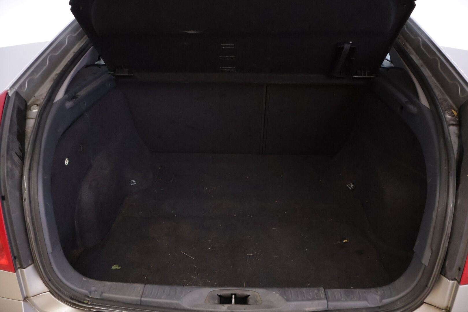Nissan Primera 2005 4D PRIMERA HATCHBACK 1.6-FDGP12/268 - YritysOutlet - Myydään vain yrityksille
