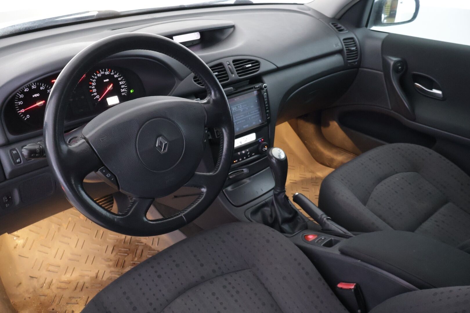 Renault Laguna 2005 BREAK 2.0 16V AUTOMATIC ** YritysOutlet - Myydään vain yrityksille **