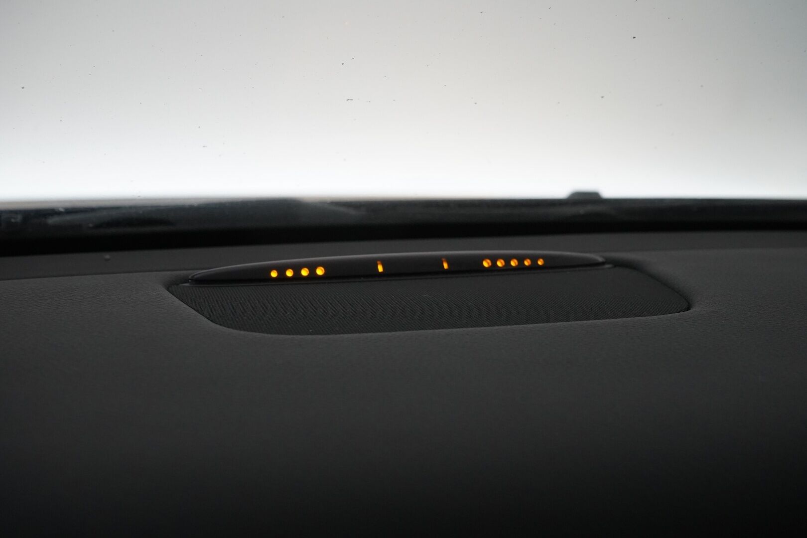 Mercedes-Benz CLS 2007 350 CGI *Myydään huutokaupat.com sivulla* - Lohkolämmitin / Peruutuskamera / Bluetooth / Vakionopeudensäädin /  Muistipenkki / Navi / Nahkasisusta / Suomi-auto 