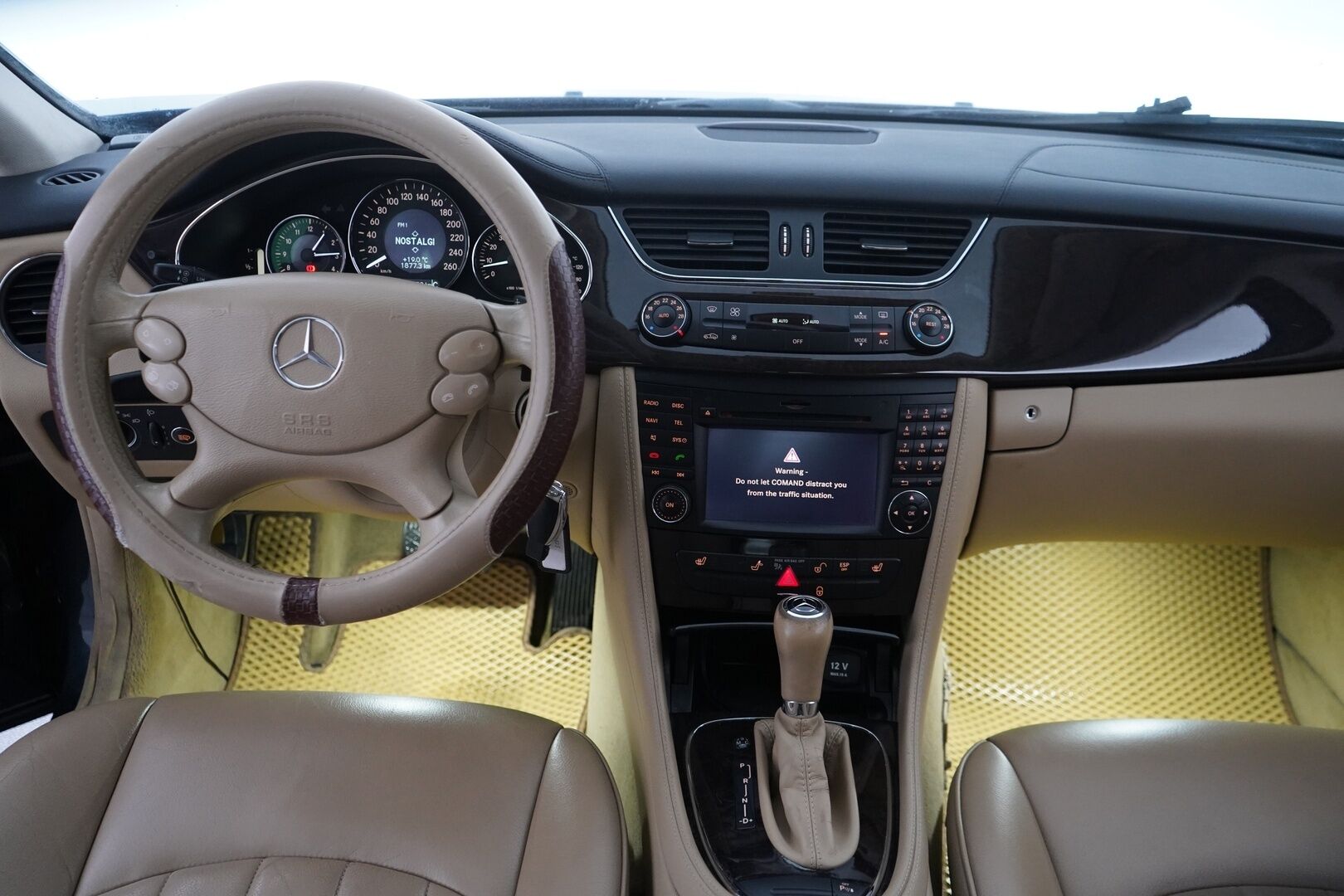 Mercedes-Benz CLS 2007 350 CGI *Myydään huutokaupat.com sivulla* - Lohkolämmitin / Peruutuskamera / Bluetooth / Vakionopeudensäädin /  Muistipenkki / Navi / Nahkasisusta / Suomi-auto 