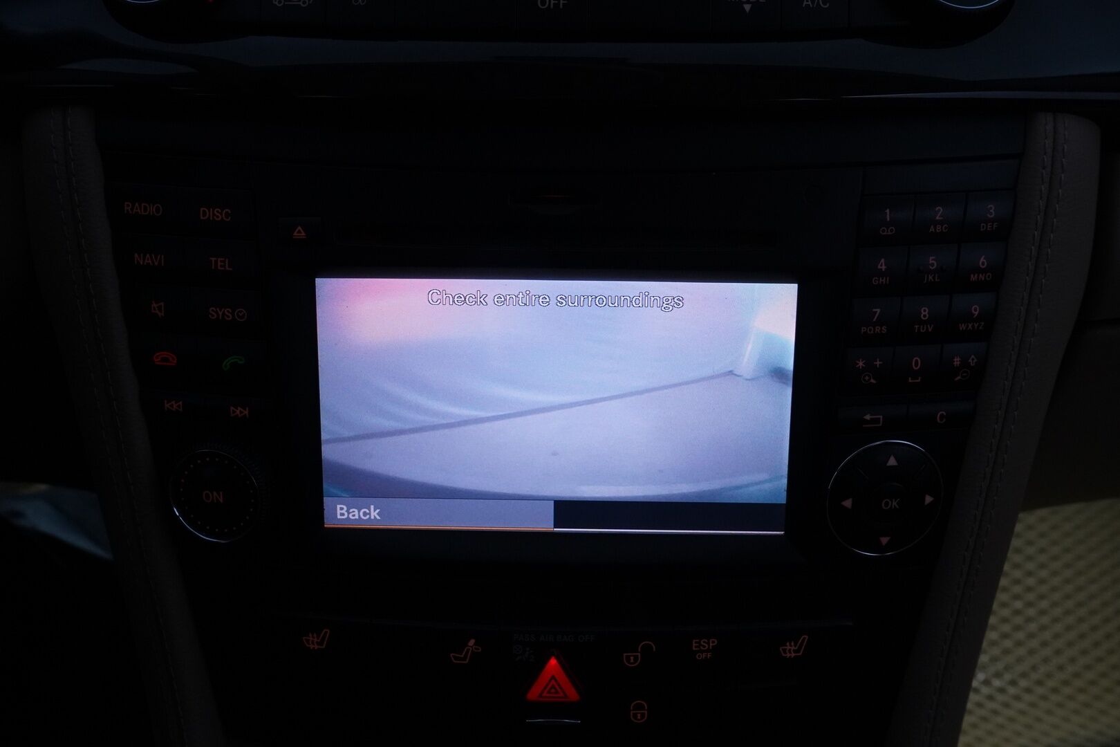 Mercedes-Benz CLS 2007 350 CGI *Myydään huutokaupat.com sivulla* - Lohkolämmitin / Peruutuskamera / Bluetooth / Vakionopeudensäädin /  Muistipenkki / Navi / Nahkasisusta / Suomi-auto 