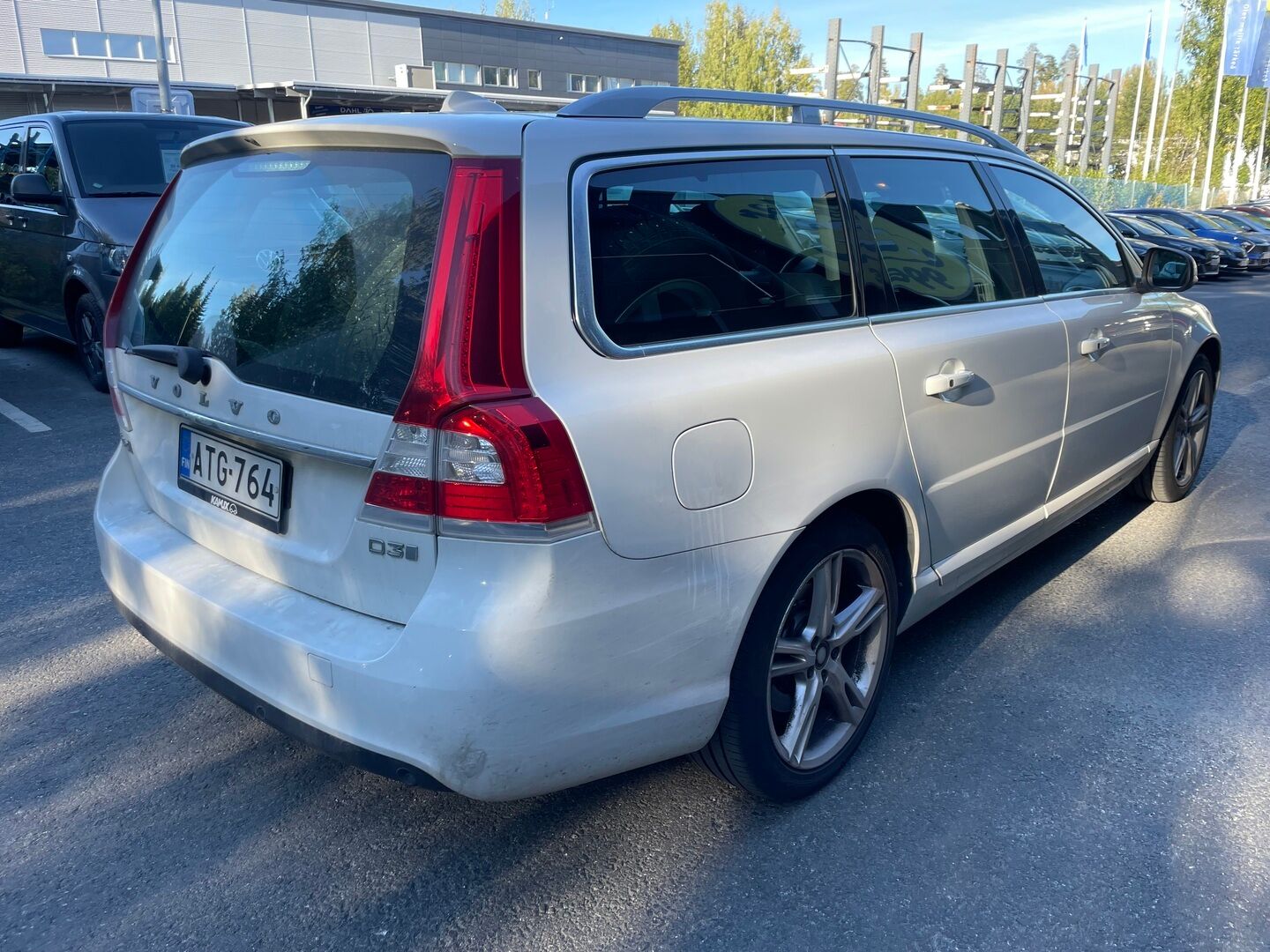 Volvo V70 2016 D3 Summum aut. - | ACC | Koukku | Webasto | Muistipenkki | Nahkasisusta | Tutka | Ratinlämmitin | KeyLessGo | S-Luukku | 