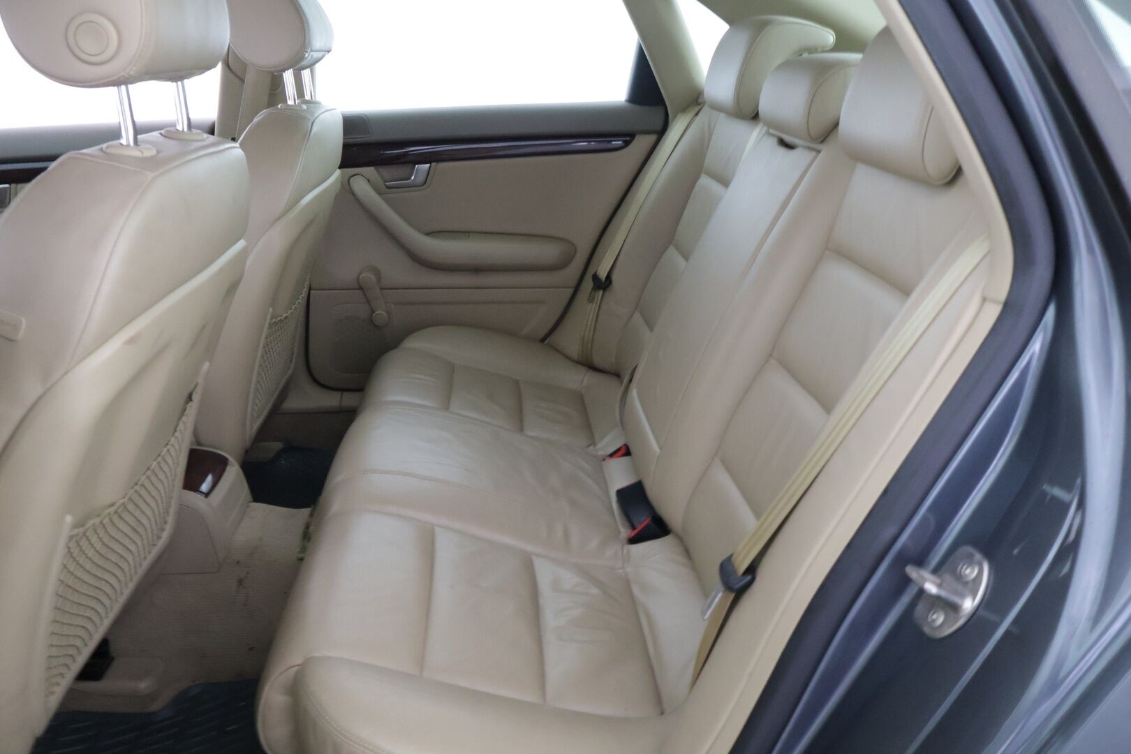 Audi A4 2005 B7 SEDAN 1.8T A 120kw *YritysOutlet - Myydään vain yrityksille* - *Pitkä leima / Juuri huollettu merkkiliikkeessä / Kahdet renkaat aluvanteilla * - Osta nyt, maksa vasta ensi vuonna