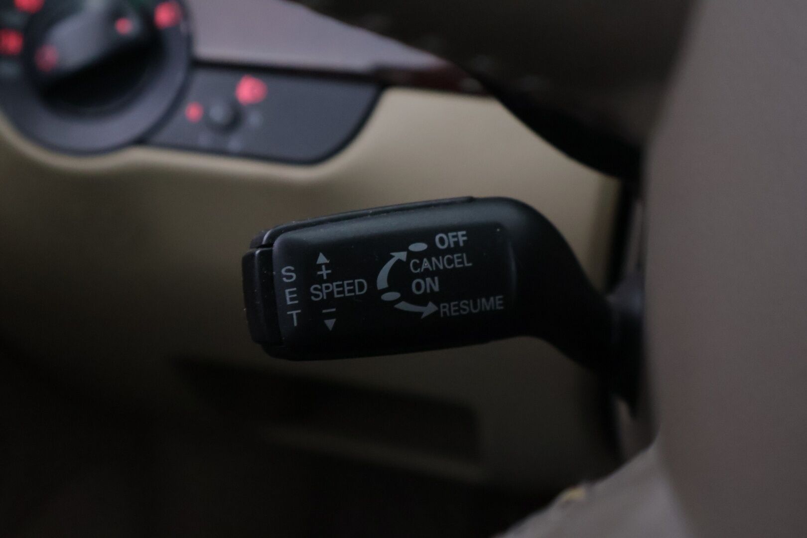 Audi A4 2005 B7 SEDAN 1.8T A 120kw *YritysOutlet - Myydään vain yrityksille* - *Pitkä leima / Juuri huollettu merkkiliikkeessä / Kahdet renkaat aluvanteilla * - Osta nyt, maksa vasta ensi vuonna