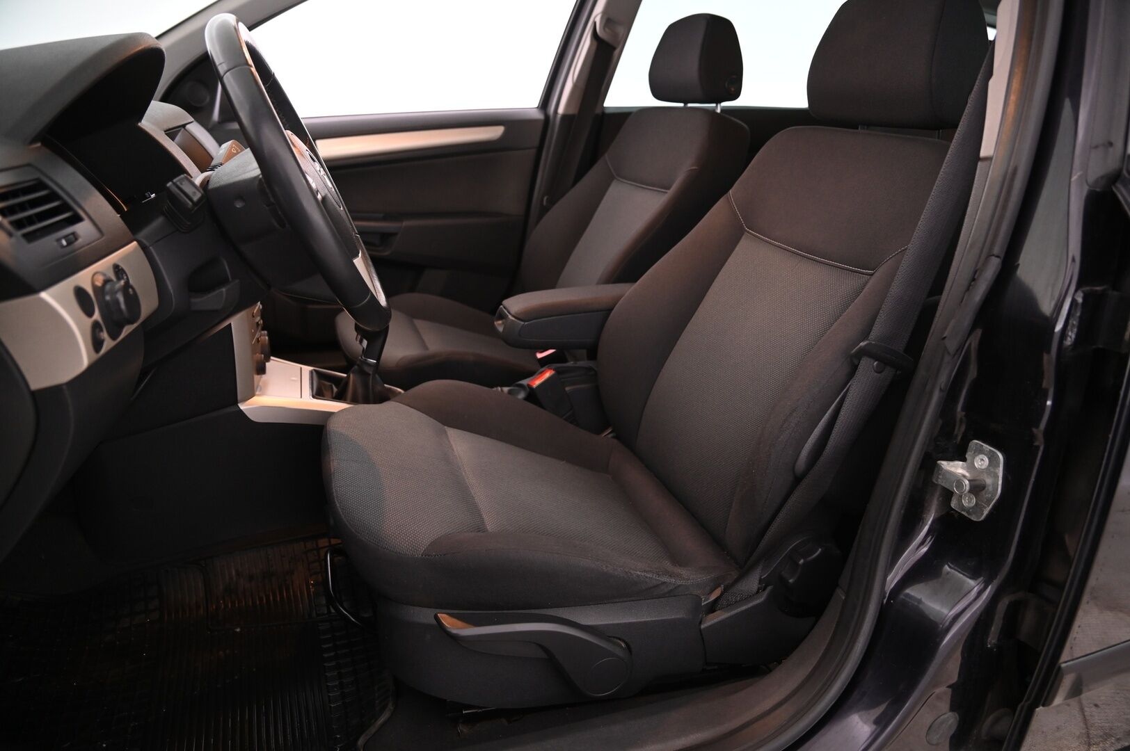 Opel Astra 2007 5D ASTRA STW 1.6-AHL35/270 *-  YritysOutlet - Myydään vain yrityksille -* - YritysOutlet - Myydään vain yrityksille *OPC line / Koukku / Vakkari*