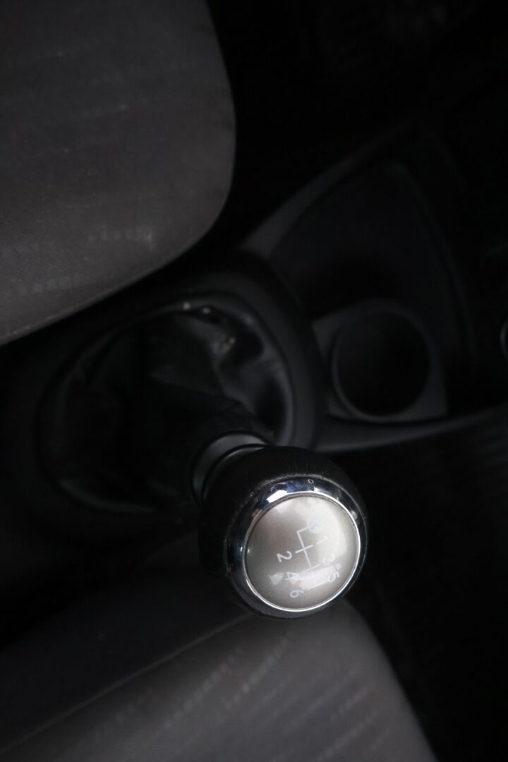 Toyota Yaris 2009 1,33 Dual VVT-i Stop & Start Linea Sol 5ov * YritysOutlet - Myydään vain yrityksille *