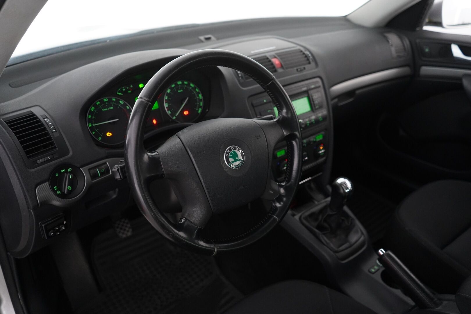 Skoda Octavia 2006 1.9 TDI Elegance *Myydään huutokaupat.com sivulla* - Vakkari / Lohko / Suomi-auto / Ilmasointi 