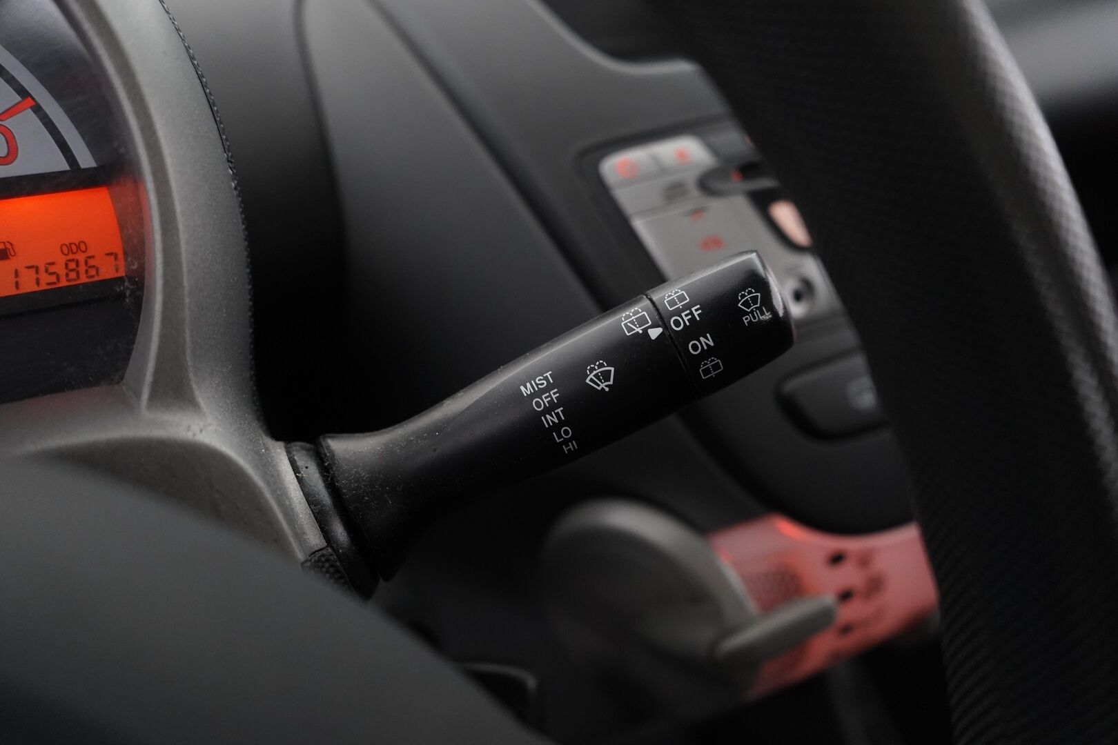 Citroen C1 2009 1,0i Economique 3ov YritysOutlet - Myydään vain yrityksille - Suomi-auto / Kahdet renkaat / Huoltokirja / Siisti! 