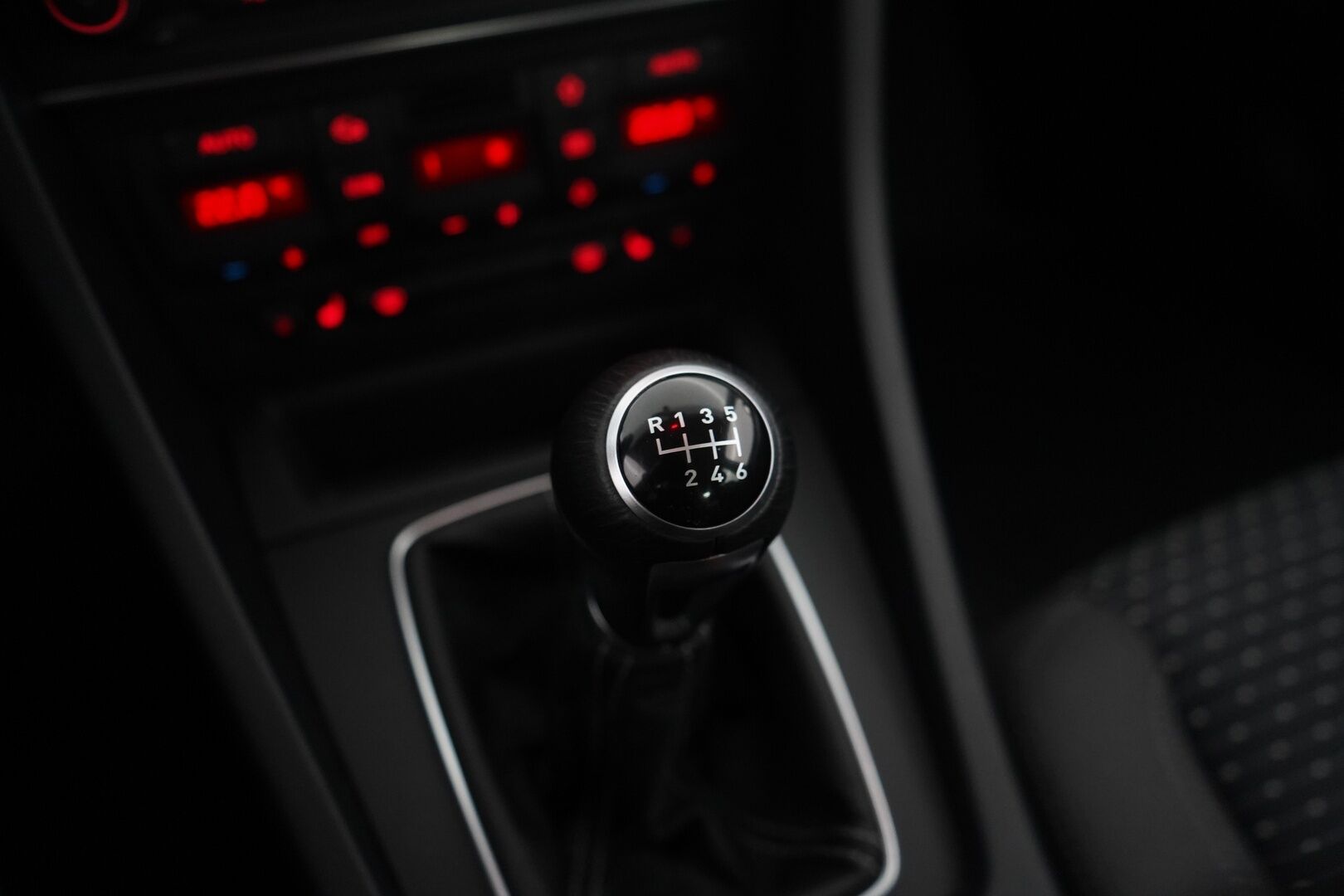 Seat Exeo 2009 2,0 TSI Style *Ilmastointi / Vakkari / Lohko* - Juuri katsastettu & Huollettu / Tehokkaammalla moottorilla / Siisti / Suomi-auto