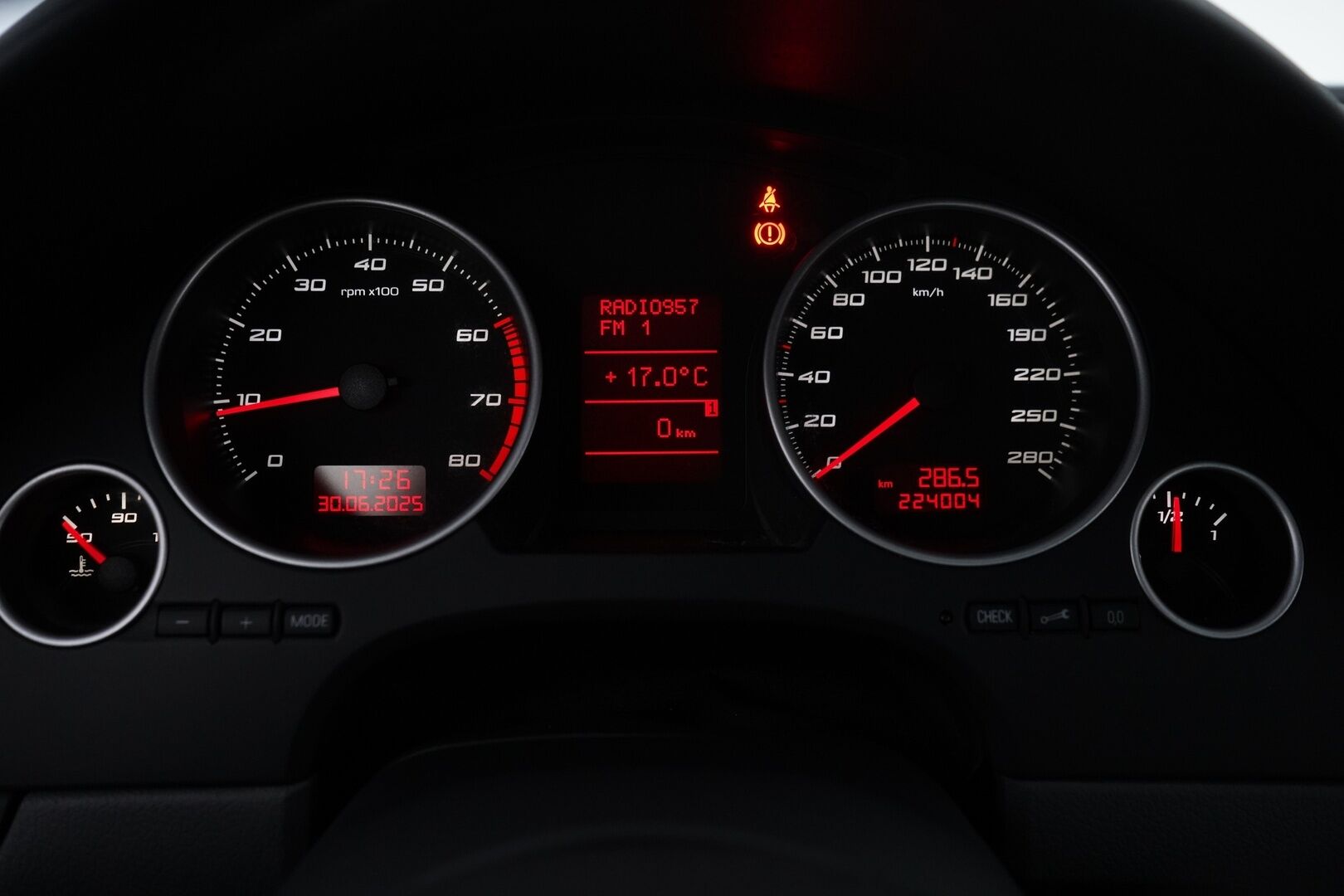 Seat Exeo 2009 2,0 TSI Style *Ilmastointi / Vakkari / Lohko* - Juuri katsastettu & Huollettu / Tehokkaammalla moottorilla / Siisti / Suomi-auto