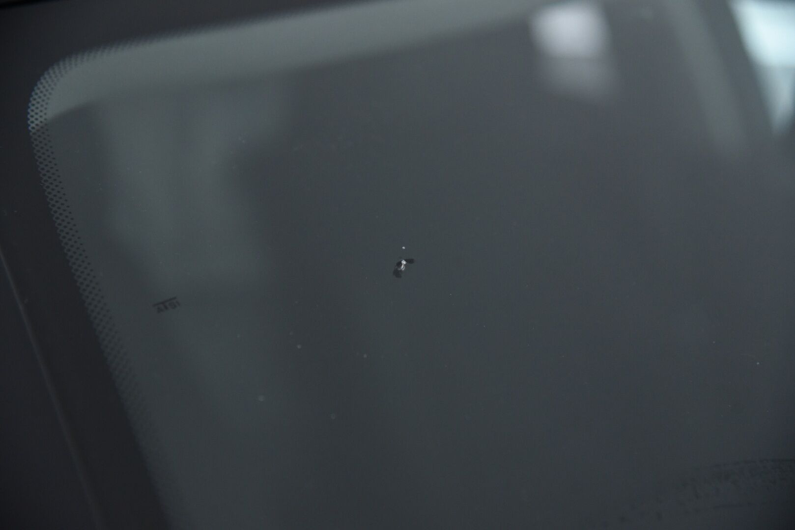 BMW 520 2010 E60 Sedan Business / Tämä auto myydään YritysOutlet -valikoimasta vain yritykselle - Lohkolämmitin+Sisäpuhallin / Bixenon / Tutkat / 2x alumiinivanteet