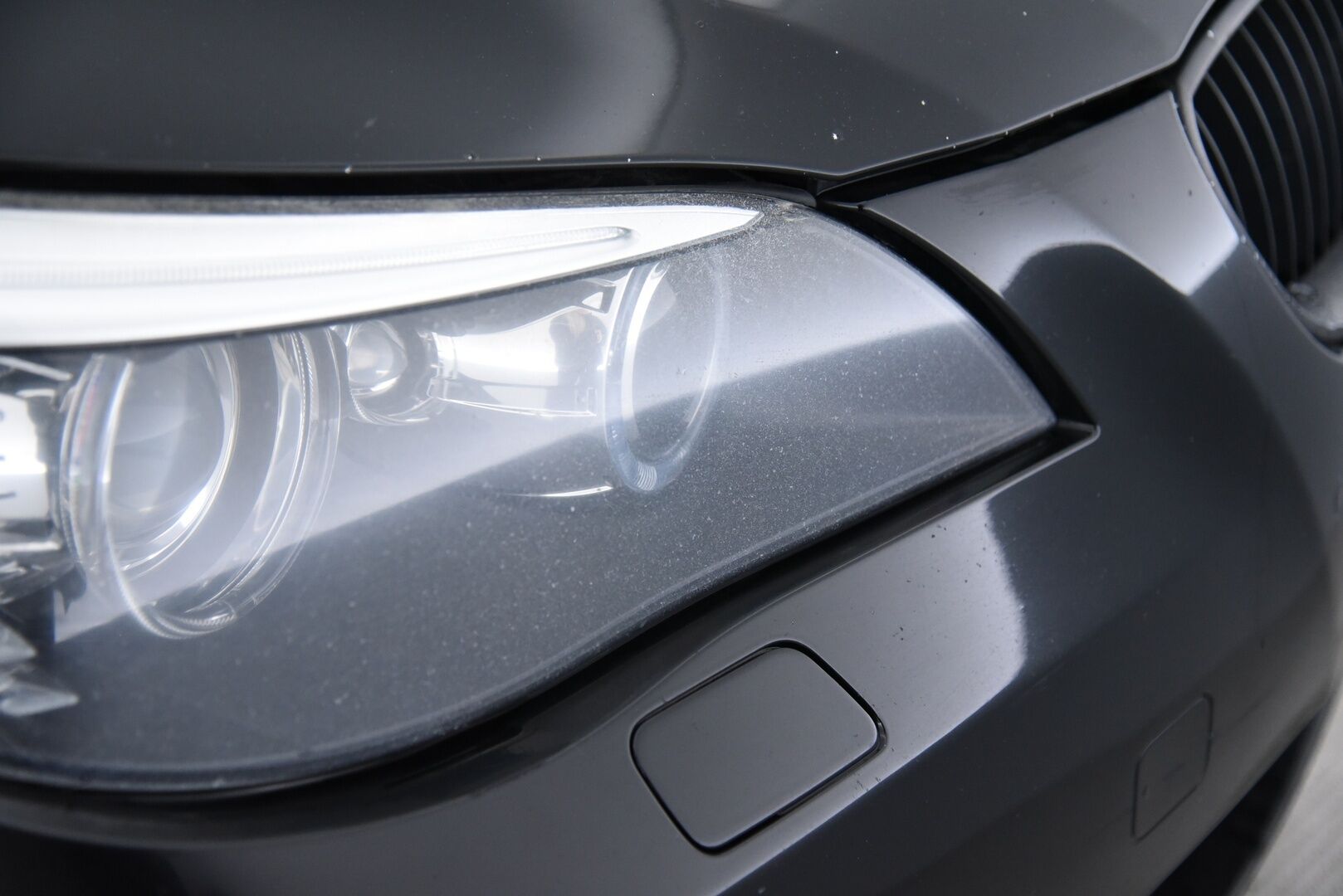 BMW 520 2010 E60 Sedan Business / Tämä auto myydään YritysOutlet -valikoimasta vain yritykselle - Lohkolämmitin+Sisäpuhallin / Bixenon / Tutkat / 2x alumiinivanteet