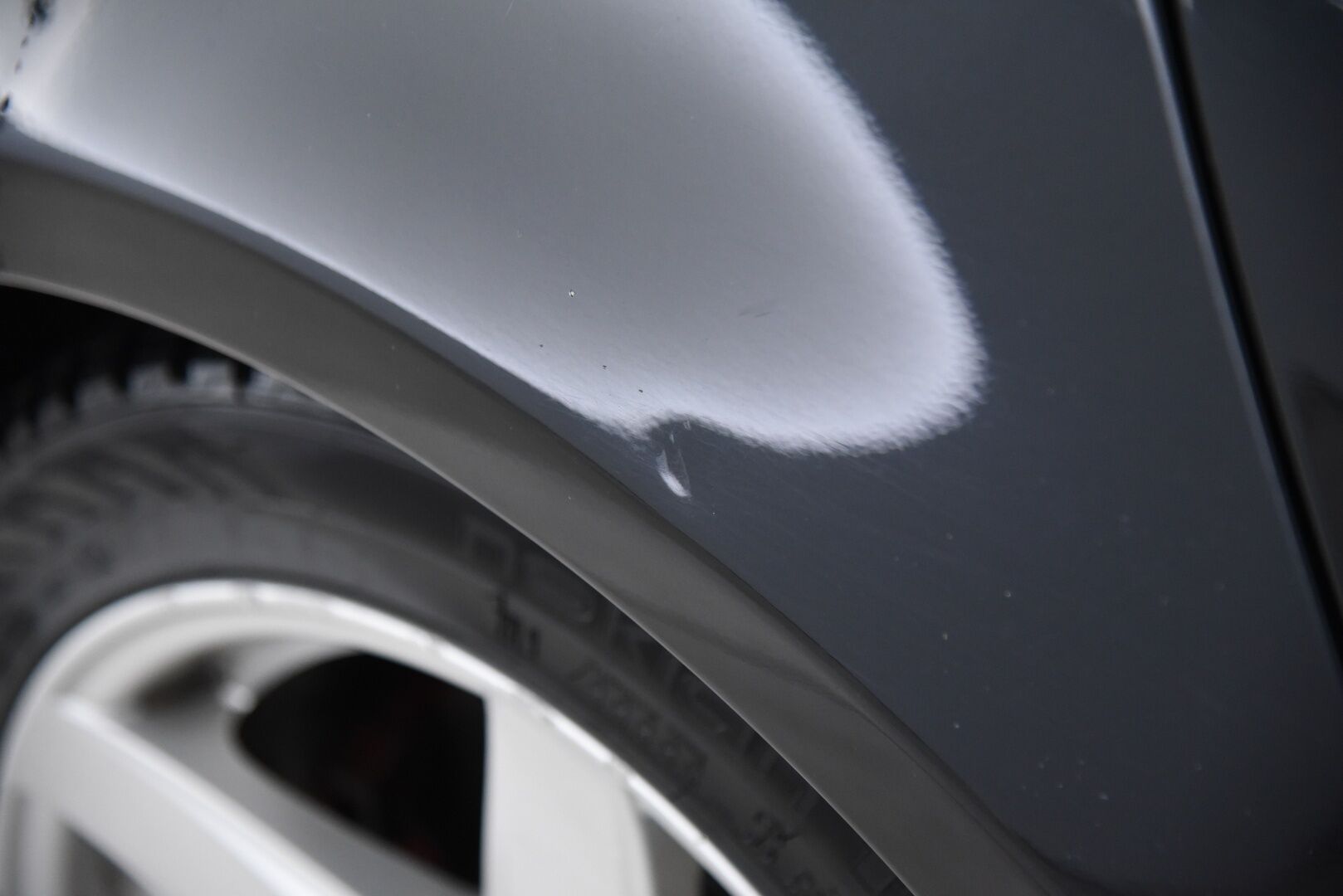 BMW 520 2010 E60 Sedan Business / Tämä auto myydään YritysOutlet -valikoimasta vain yritykselle - Lohkolämmitin+Sisäpuhallin / Bixenon / Tutkat / 2x alumiinivanteet