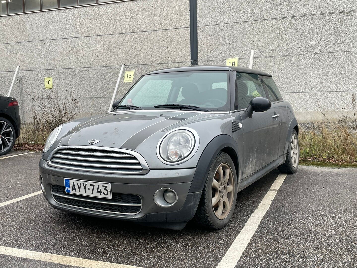 MINI COOPER 2010 R56 Hatchback * YritysOutlet - Myydään vain yrityksille / Vakkari - YritysOutlet - Myydään vain yrityksille / 2x Aluvanteet