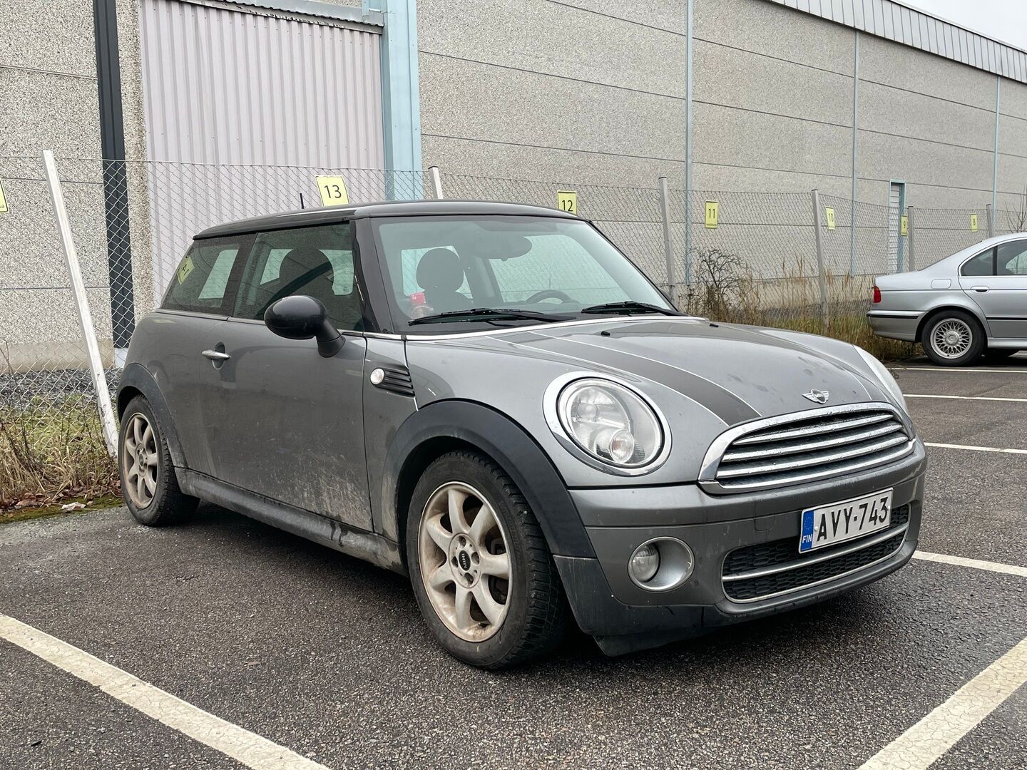 MINI COOPER 2010 R56 Hatchback * YritysOutlet - Myydään vain yrityksille / Vakkari - YritysOutlet - Myydään vain yrityksille / 2x Aluvanteet