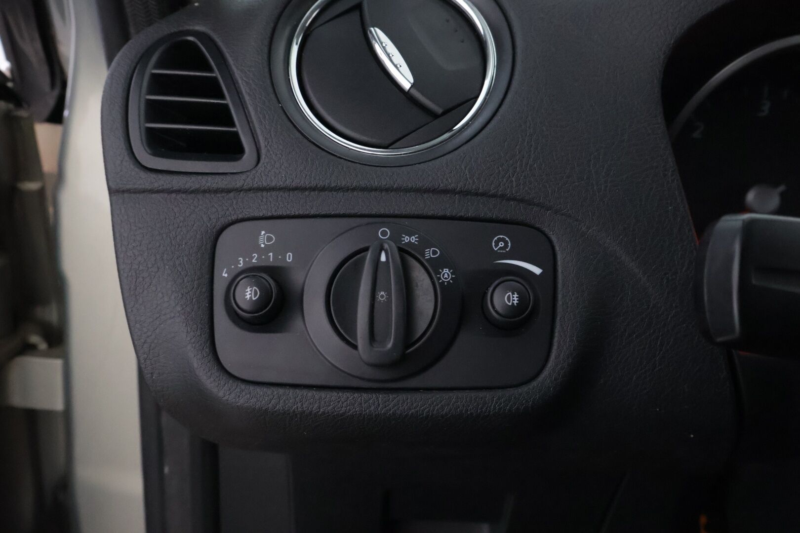 Ford Galaxy 2010 2,0 TDCi 140 hv autom. DPF Ghia Business A6 5-ovinen - YritysOutlet - Myydään vain yrityksille