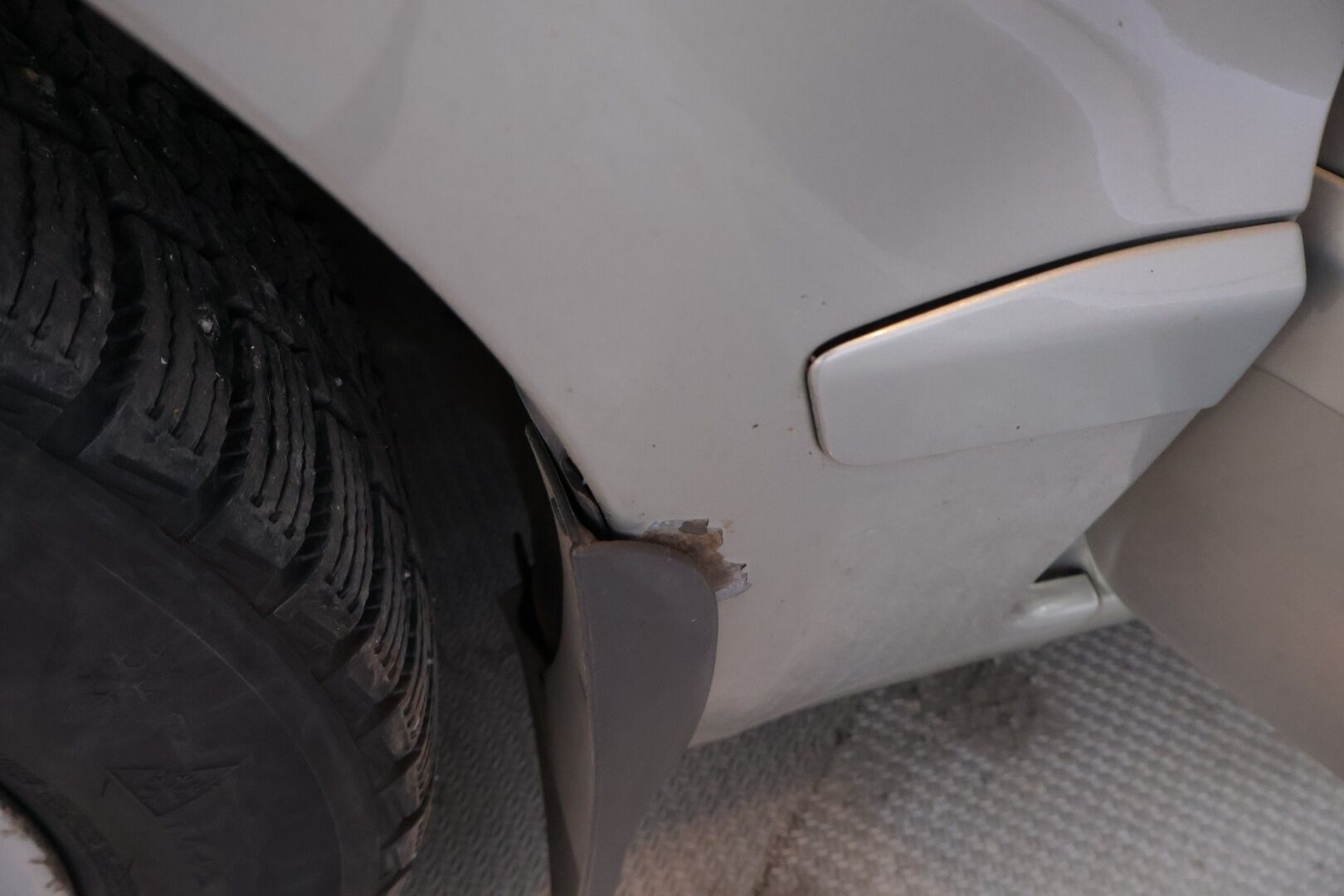 Ford Galaxy 2010 2,0 TDCi 140 hv autom. DPF Ghia Business A6 5-ovinen - YritysOutlet - Myydään vain yrityksille