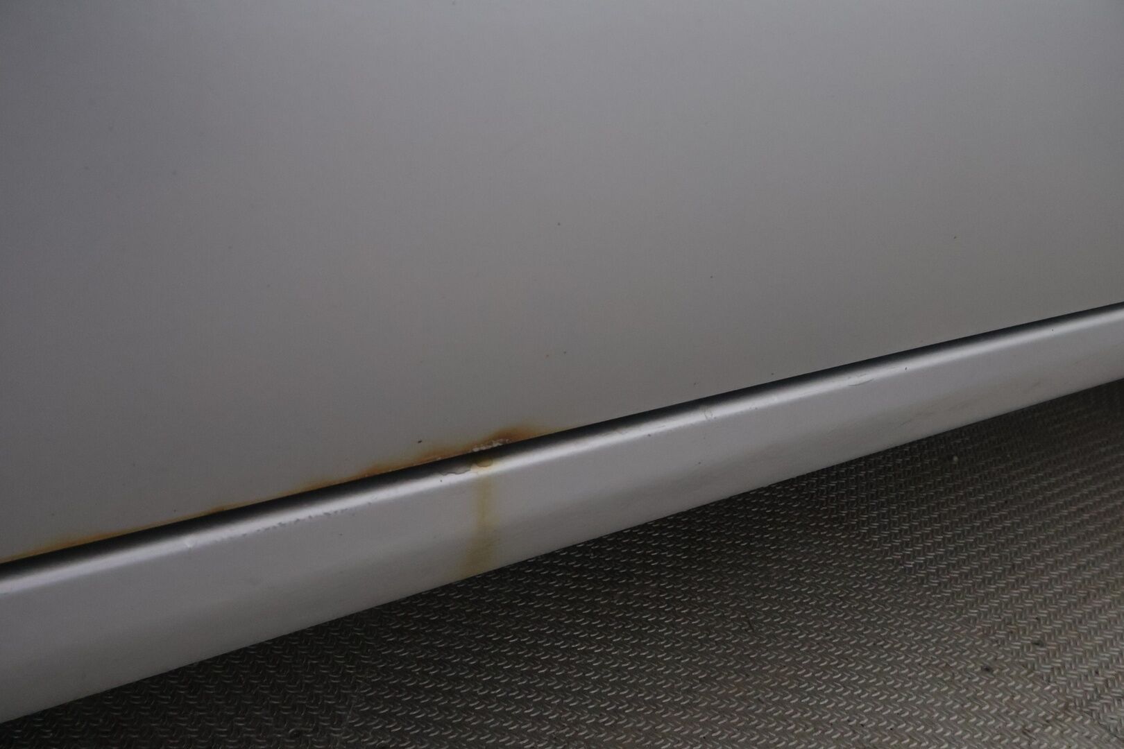 Toyota Avensis 2002 MYYDÄÄN HUUTOKAUPAT.COM!