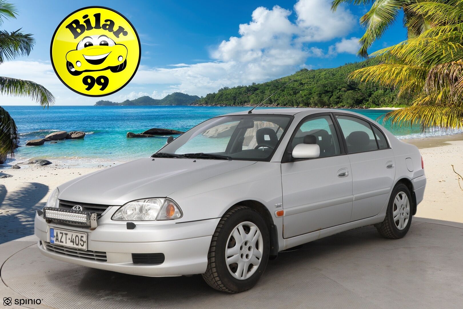 Toyota Avensis 2002 MYYDÄÄN HUUTOKAUPAT.COM!