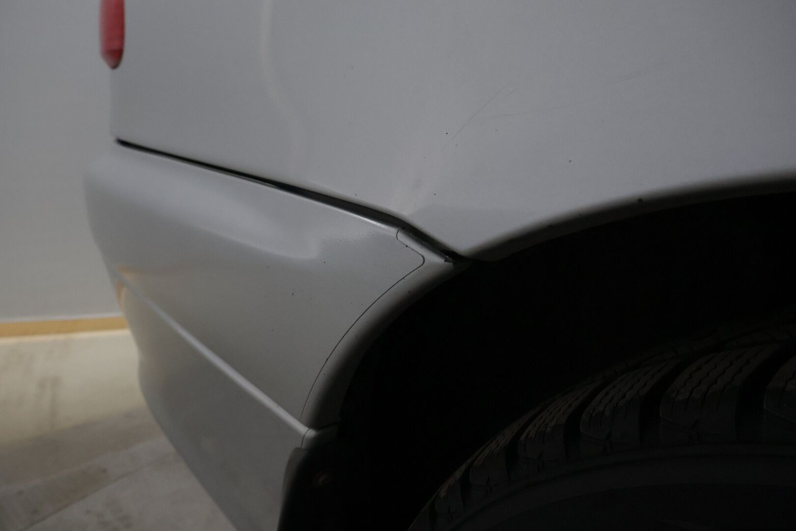 Toyota Avensis 2002 MYYDÄÄN HUUTOKAUPAT.COM!