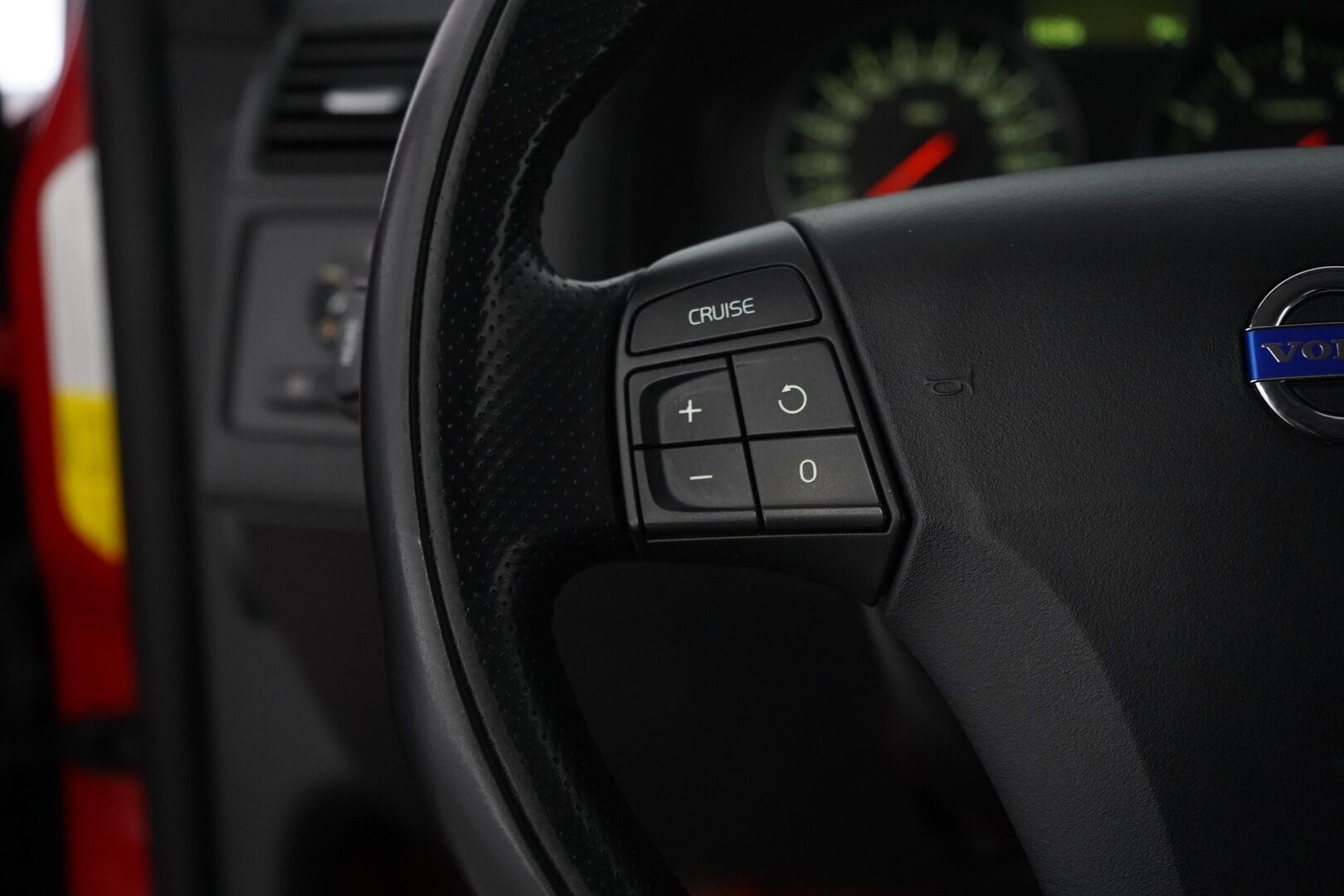 Volvo C30 2007 T5 (220 hv) Summum aut *BLIS / Muistipenkki / Tutkat / Nahat* - TODELLA säännölliset huollot / Jakohihna vaihdettu 09.2025 / Suomi-auto / Kahdet renkaat aluvantein