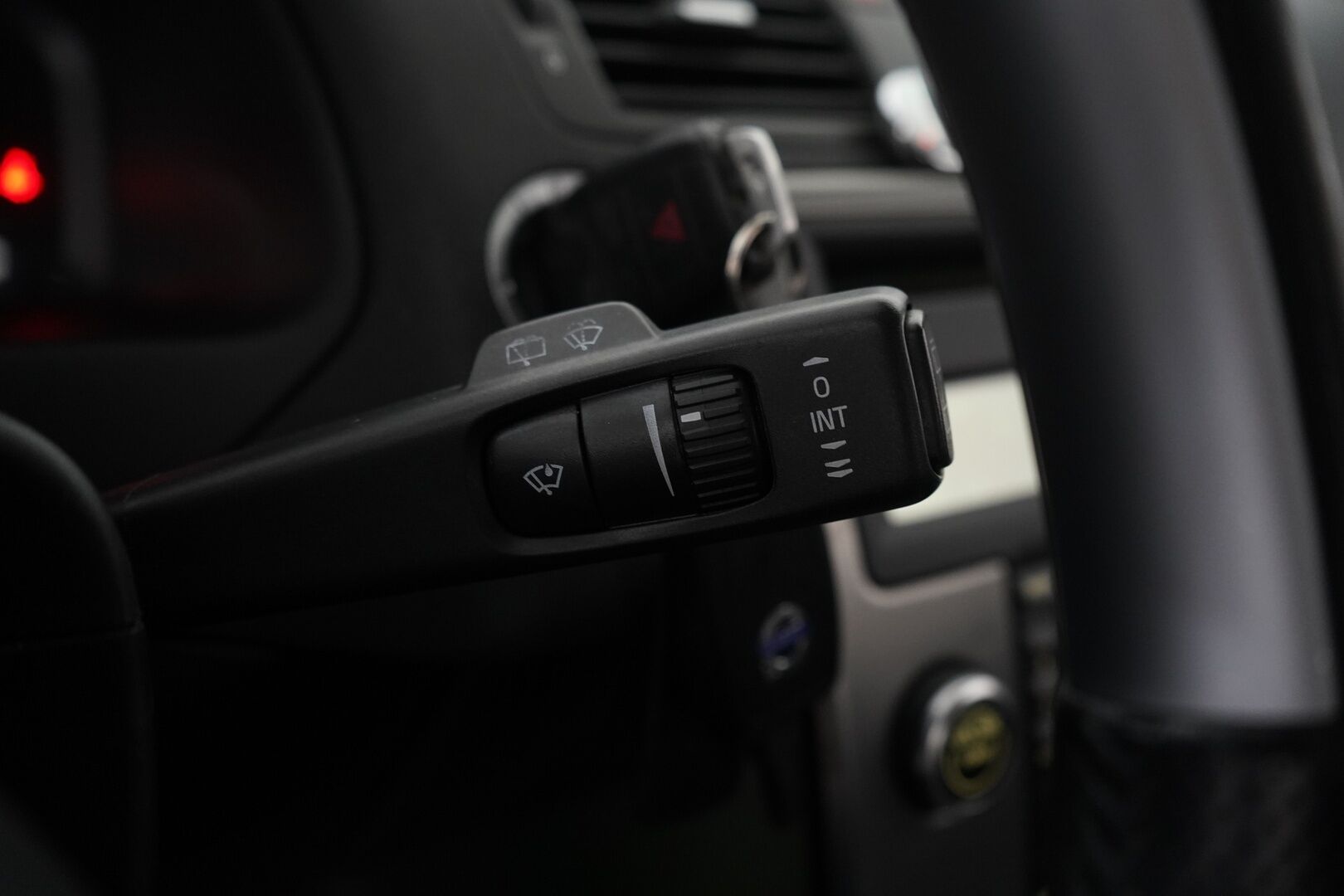 Volvo C30 2007 T5 (220 hv) Summum aut *BLIS / Muistipenkki / Tutkat / Nahat* - TODELLA säännölliset huollot / Jakohihna vaihdettu 09.2025 / Suomi-auto / Kahdet renkaat aluvantein