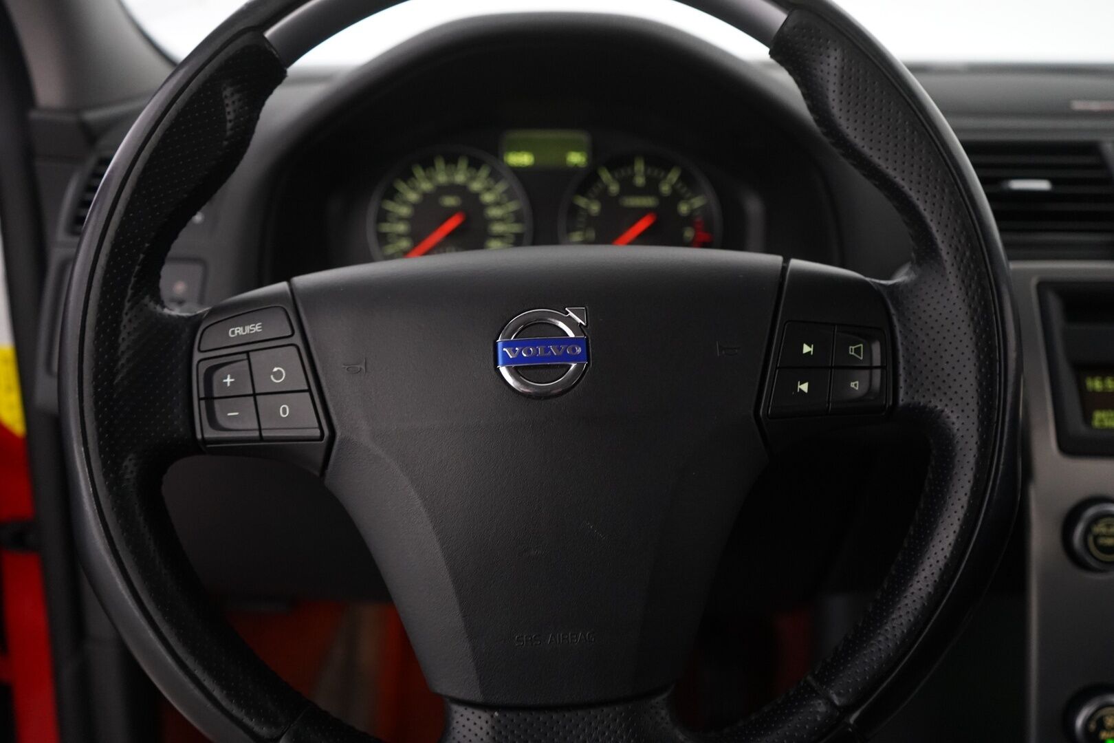 Volvo C30 2007 T5 (220 hv) Summum aut *BLIS / Muistipenkki / Tutkat / Nahat* - TODELLA säännölliset huollot / Jakohihna vaihdettu 09.2025 / Suomi-auto / Kahdet renkaat aluvantein