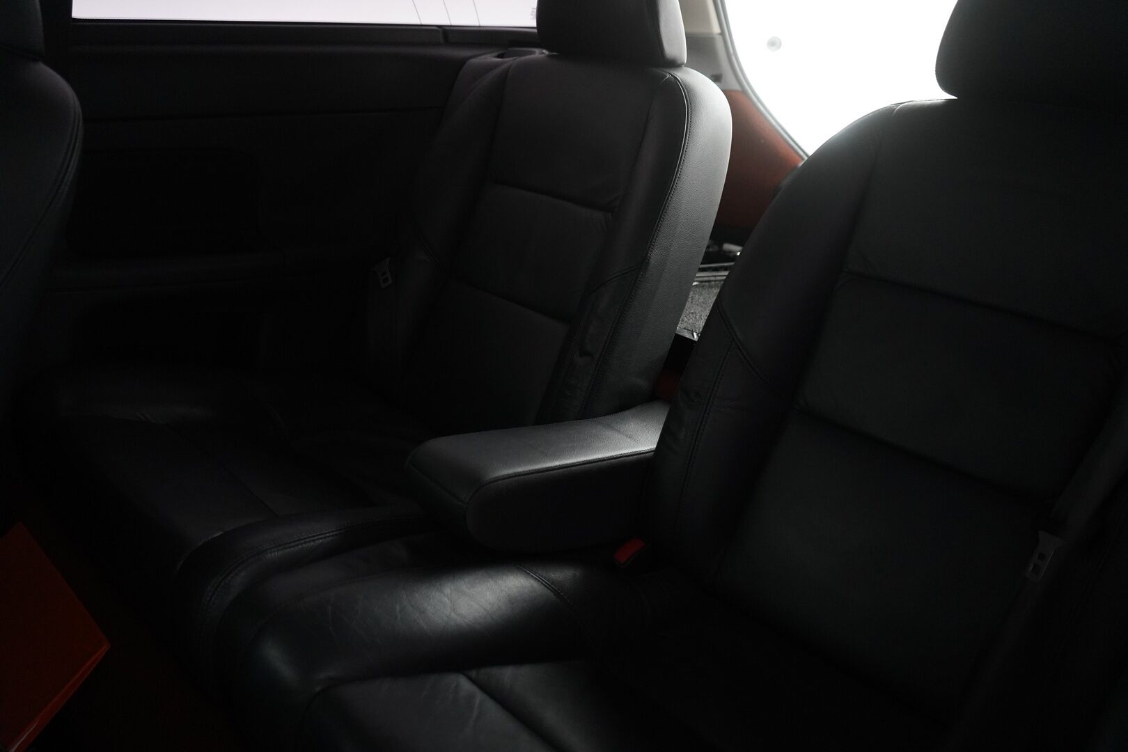 Volvo C30 2007 T5 (220 hv) Summum aut *BLIS / Muistipenkki / Tutkat / Nahat* - TODELLA säännölliset huollot / Jakohihna vaihdettu 09.2025 / Suomi-auto / Kahdet renkaat aluvantein