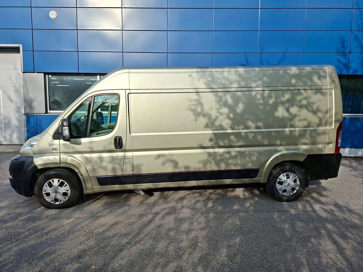 Fiat Ducato 2007 Maxi 20 2,3 Multijet (H3L3) 15 m3 , ka - Myydään vain Yritys-Outlet | Myydään vain Huutokaupat.com | TODELLA SIISTI JA RUOSTEETON | Webasto | Koukku | 2x renkaat ja vanteet