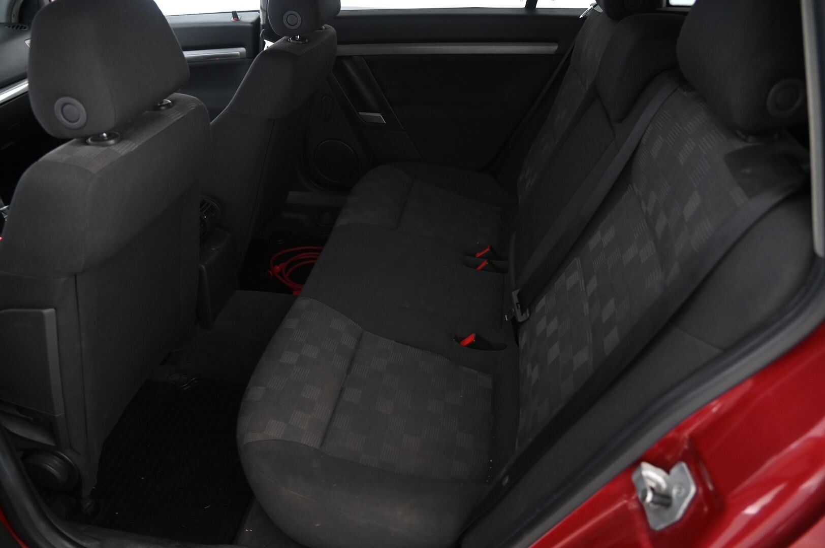 Opel Vectra 2006 2.8 V6 TURBO*Tämä auto myydään YritysOutletissa vain yrityksille /  Lohko / Koukku / 2x alut* - *TÄMÄ AUTO MYYDÄÄN YRITISOUTLETISSA VAIN YRITYKSILLE*