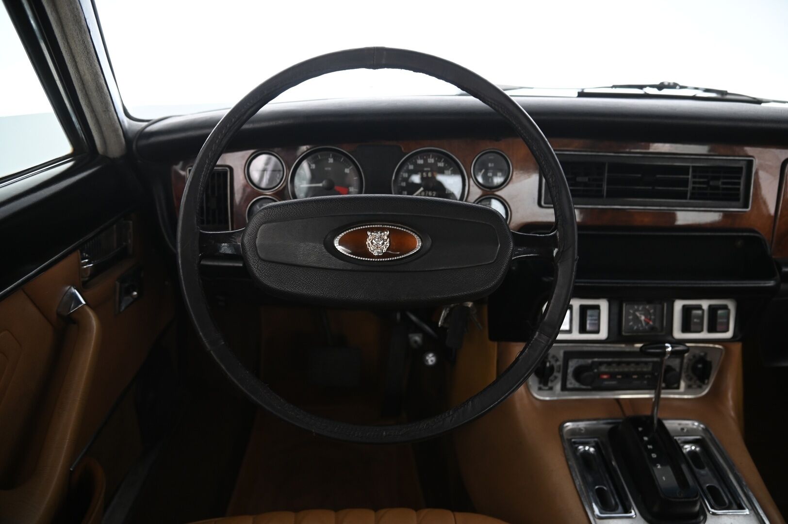 Jaguar XJ6 1978 4.2*Myydään Huutokaupat.com*