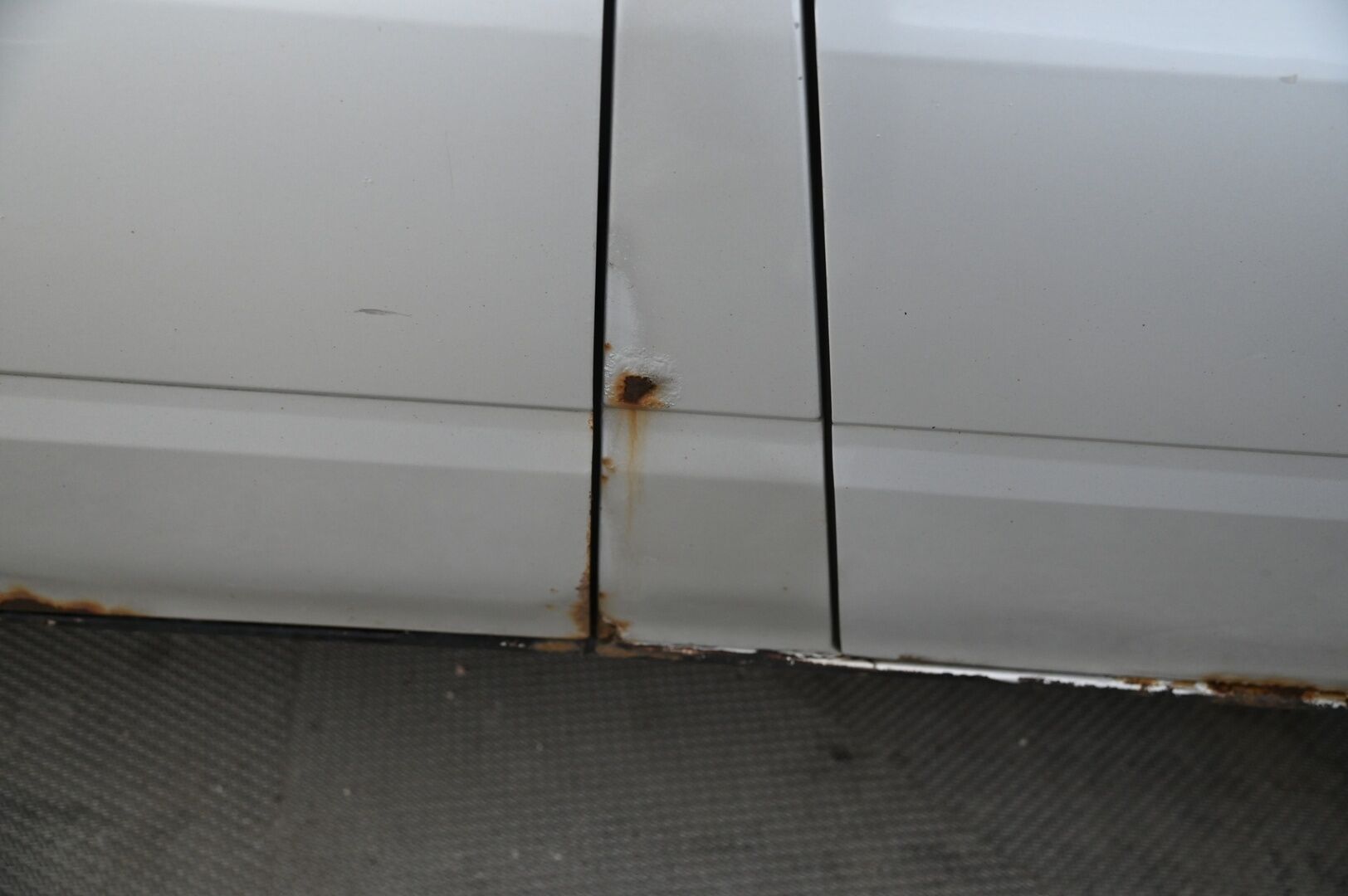 Ford Transit 2007 TRANSIT 300M LOW VAN * * -YritysOutlet - Myydään vain yrityksille / Läpijuostava - * Tämä auto myydään YritysOutlet -valikoimasta vain yritykselle * 